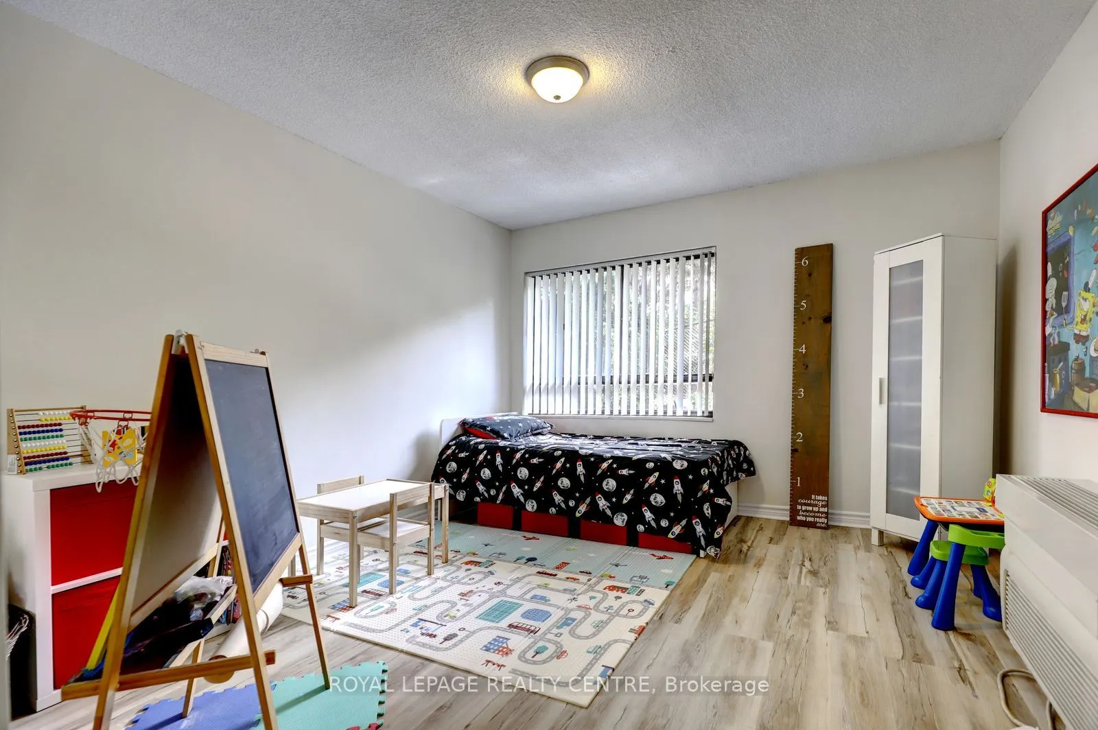 1000 Cedarglen Gate #201