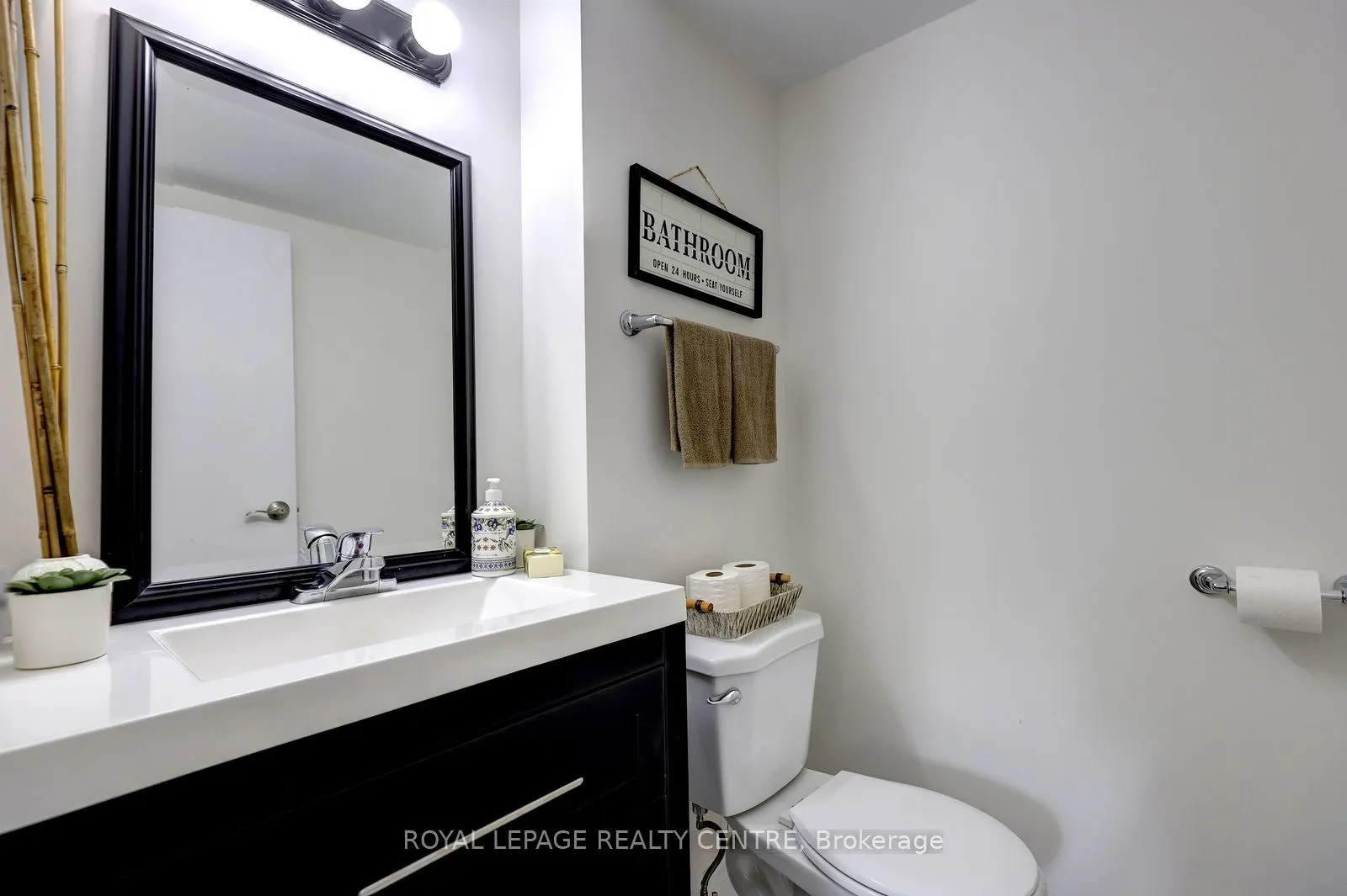 1000 Cedarglen Gate #201