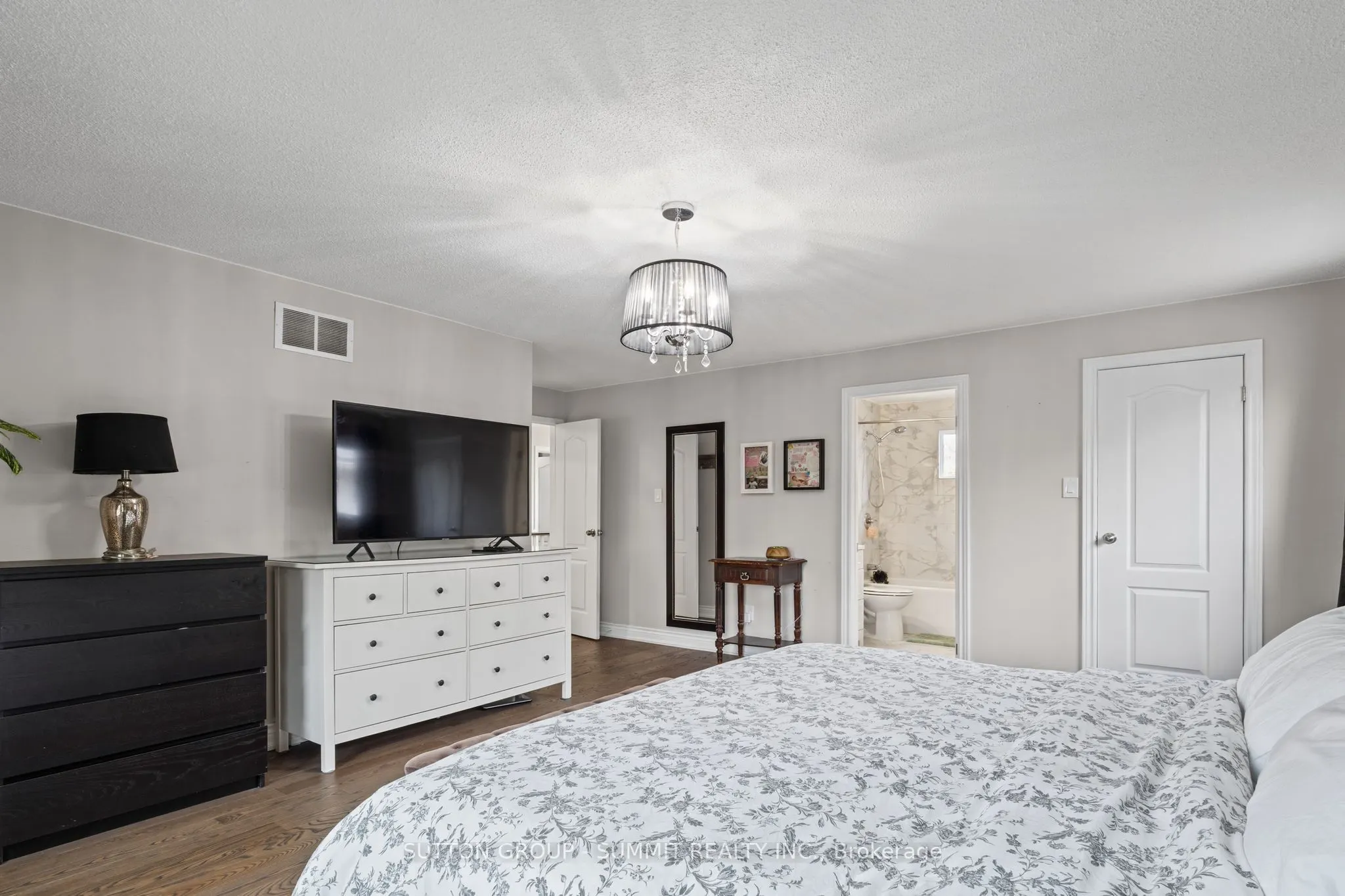 116 Mikado Crescent