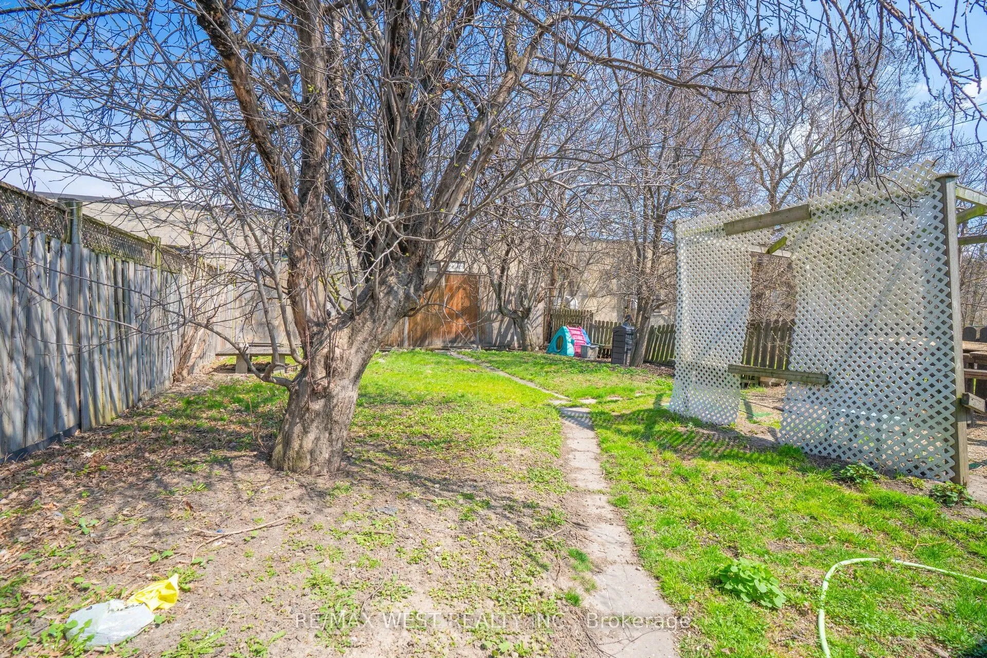 371 Royal York Road