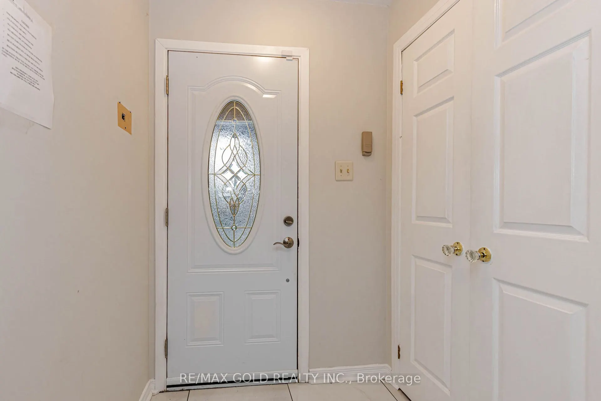 97 Hinchley Wood Grove