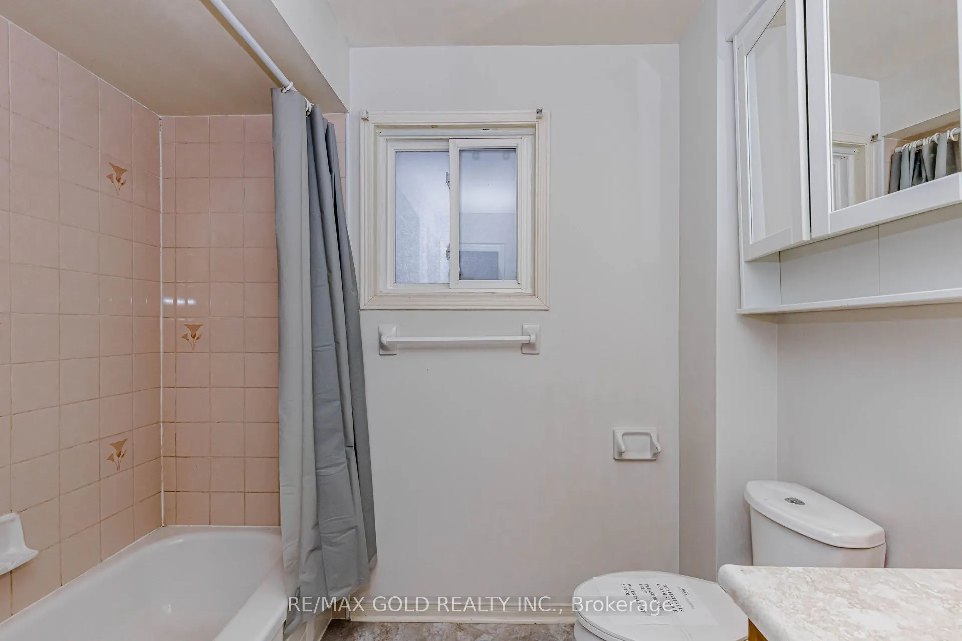 97 Hinchley Wood Grove