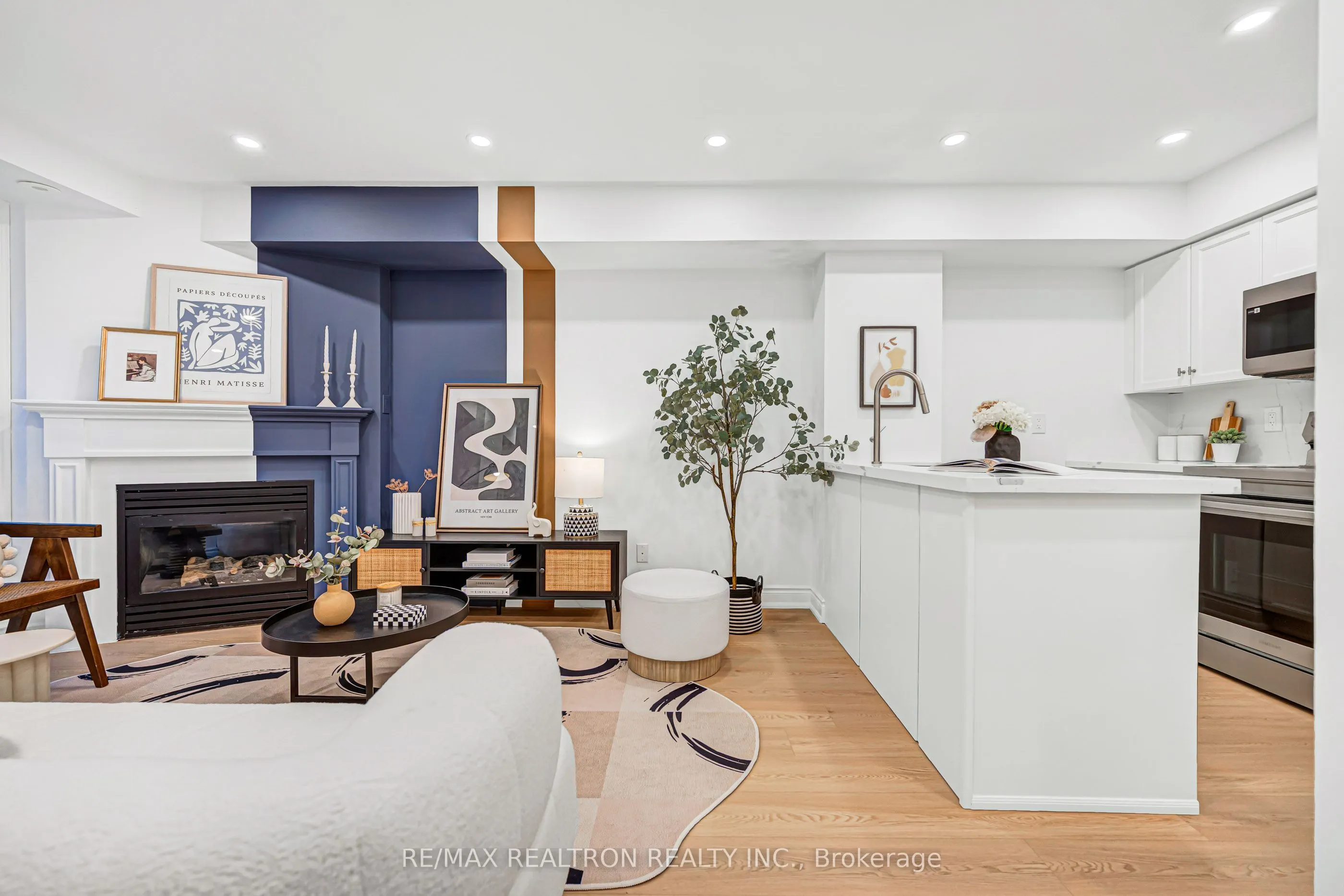 50 Joe Shuster Way #205