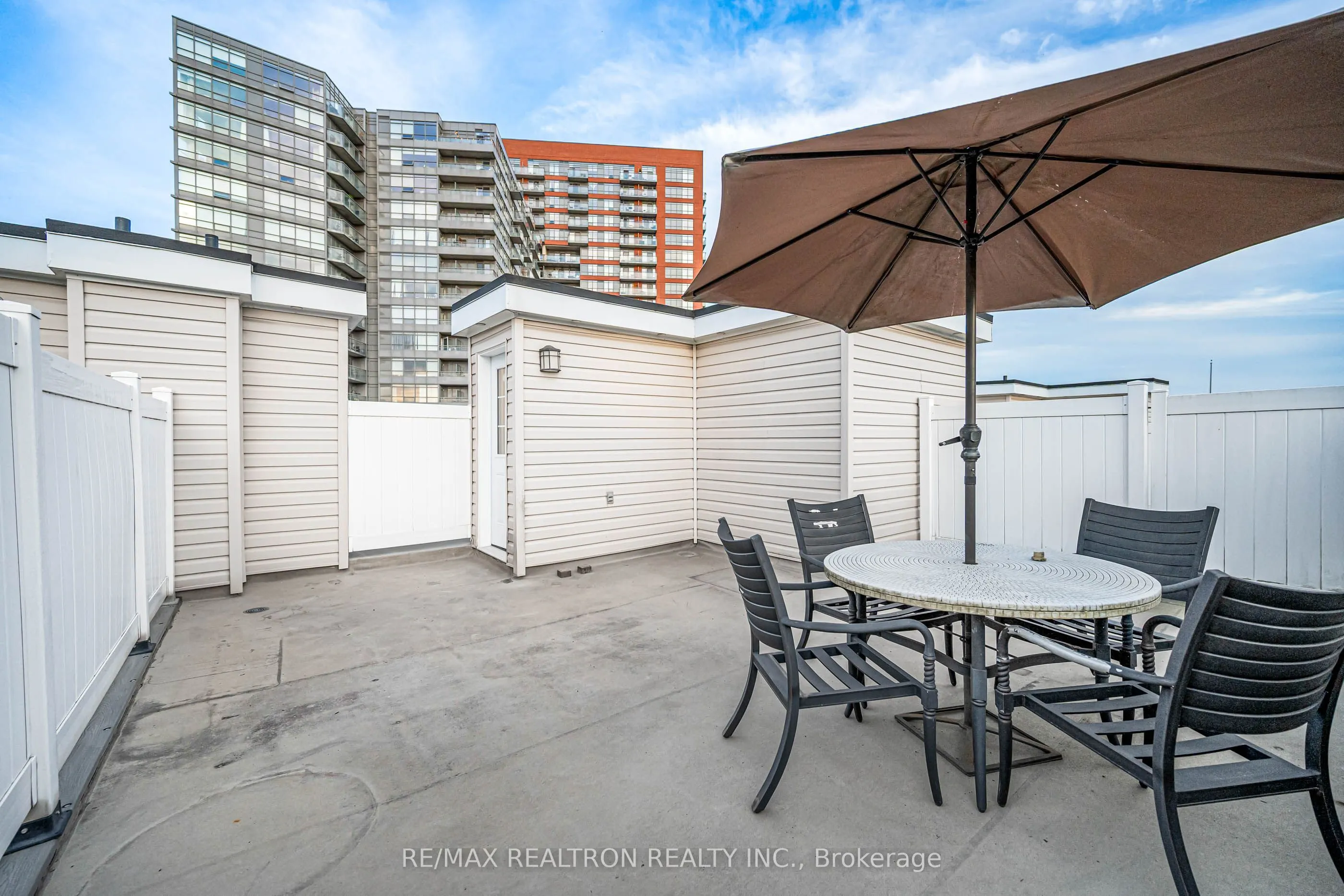 50 Joe Shuster Way #205