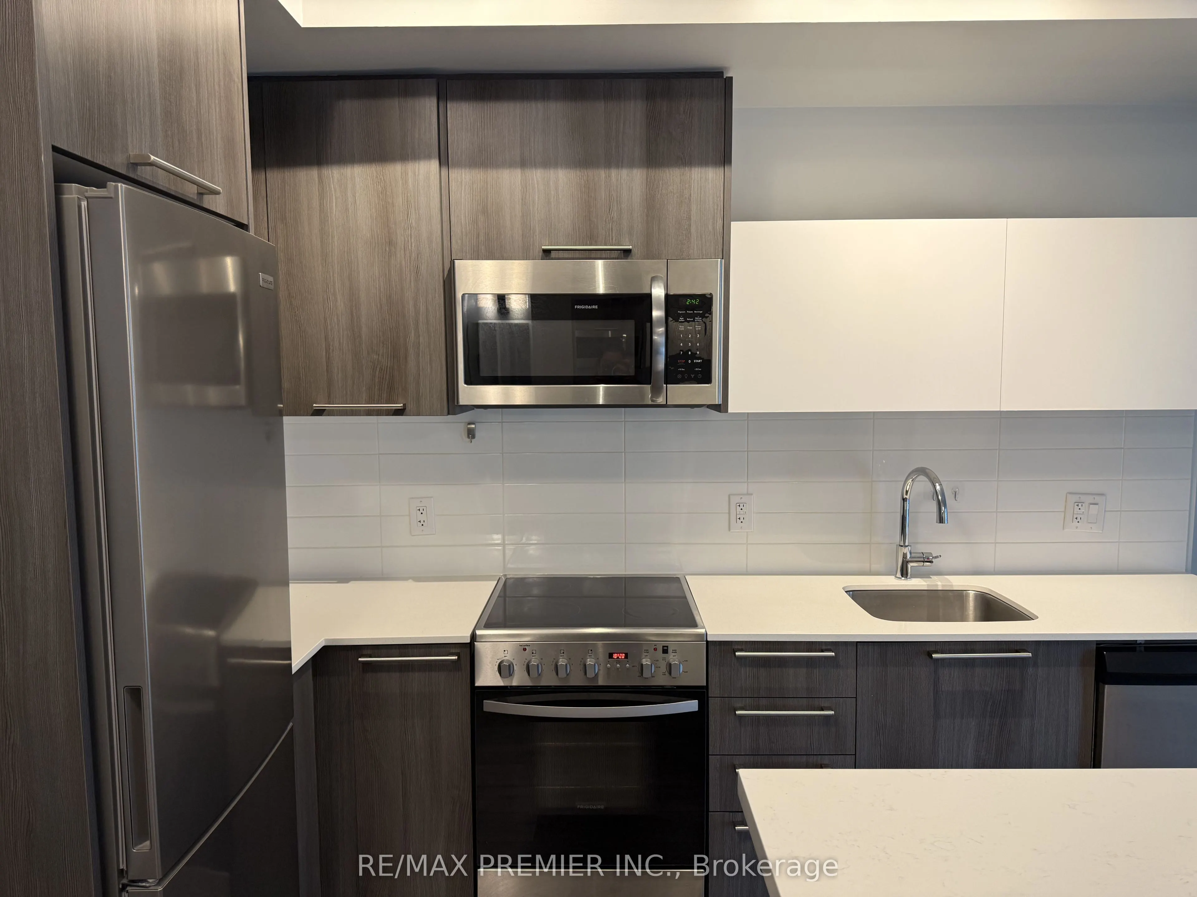 25 Neighbourhood Lane #302