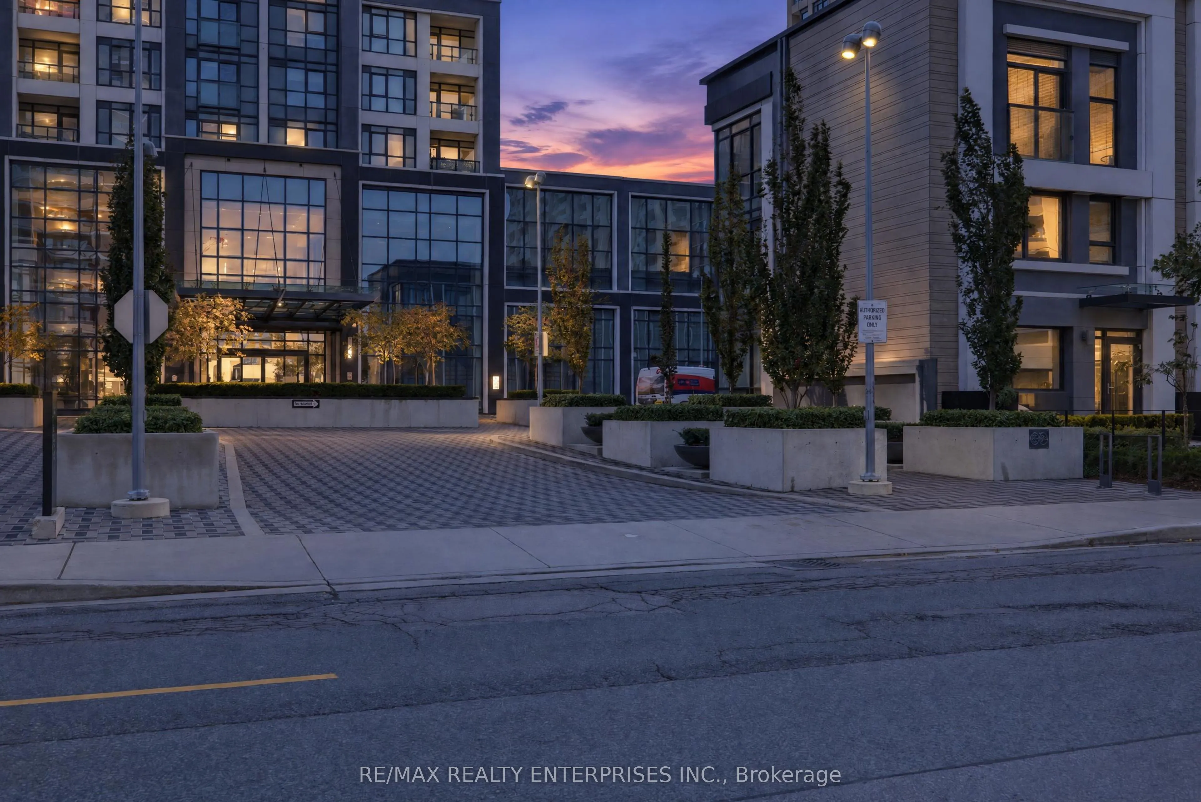 9 MABELLE Avenue #2818