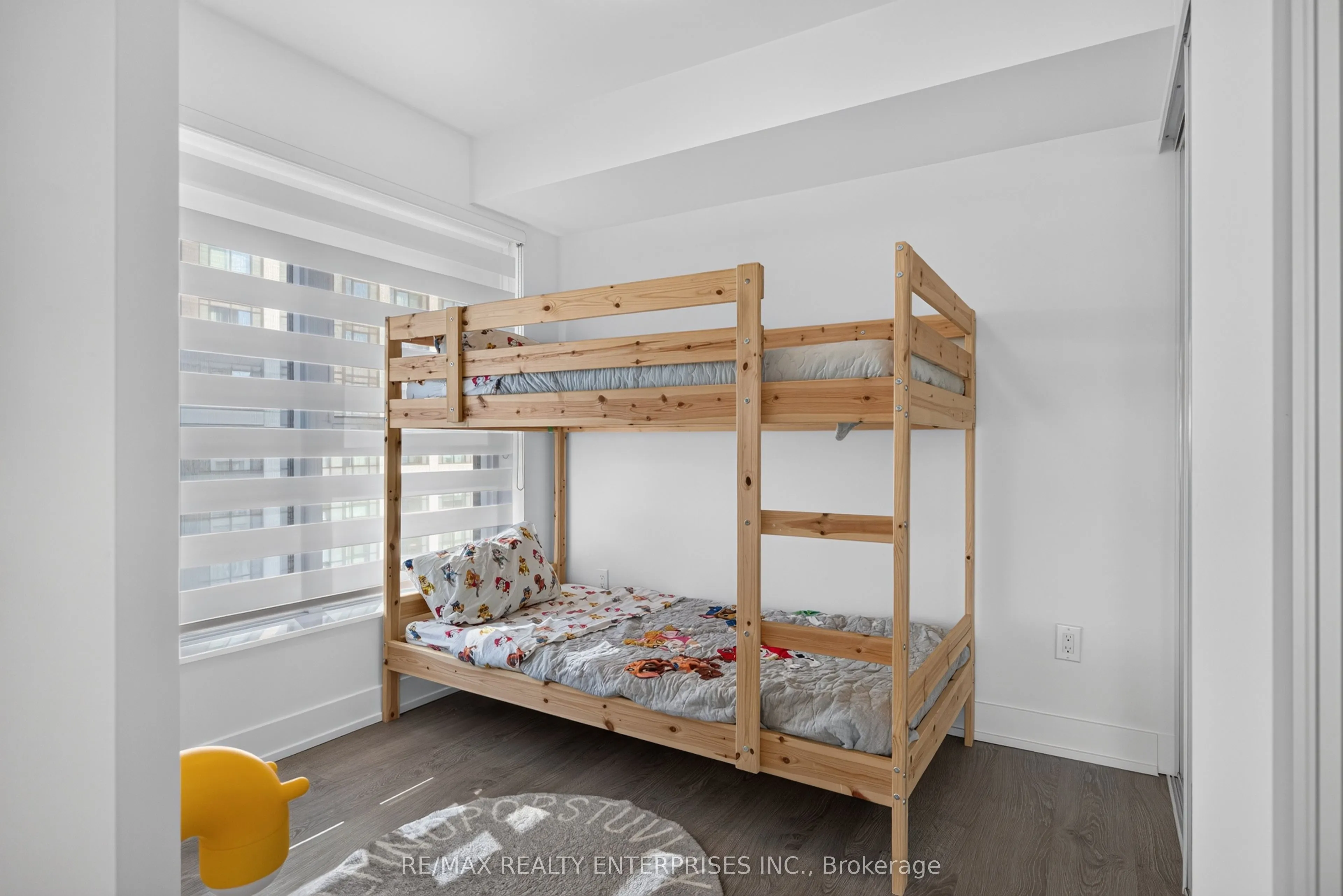 9 MABELLE Avenue #2818