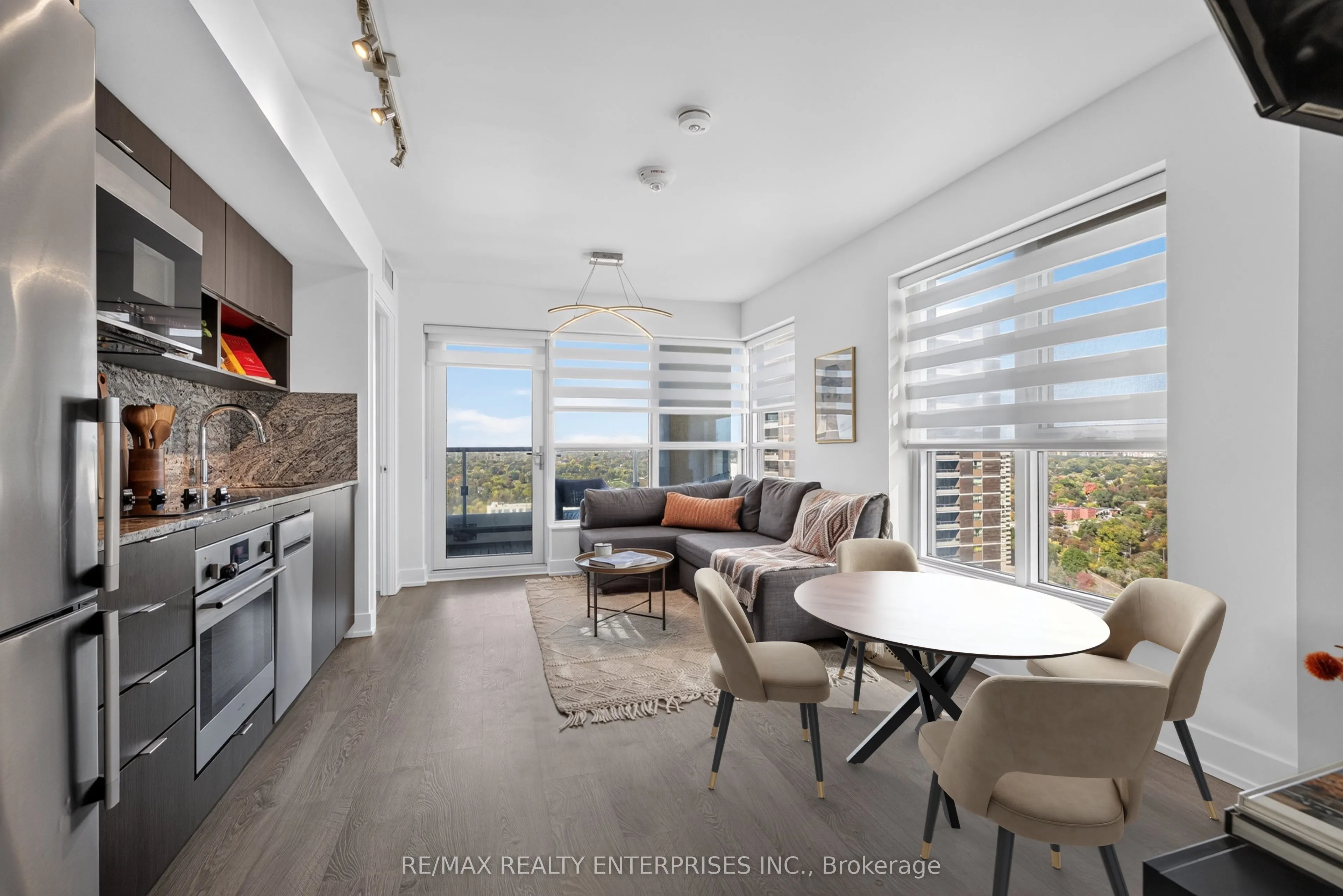 9 MABELLE Avenue #2818