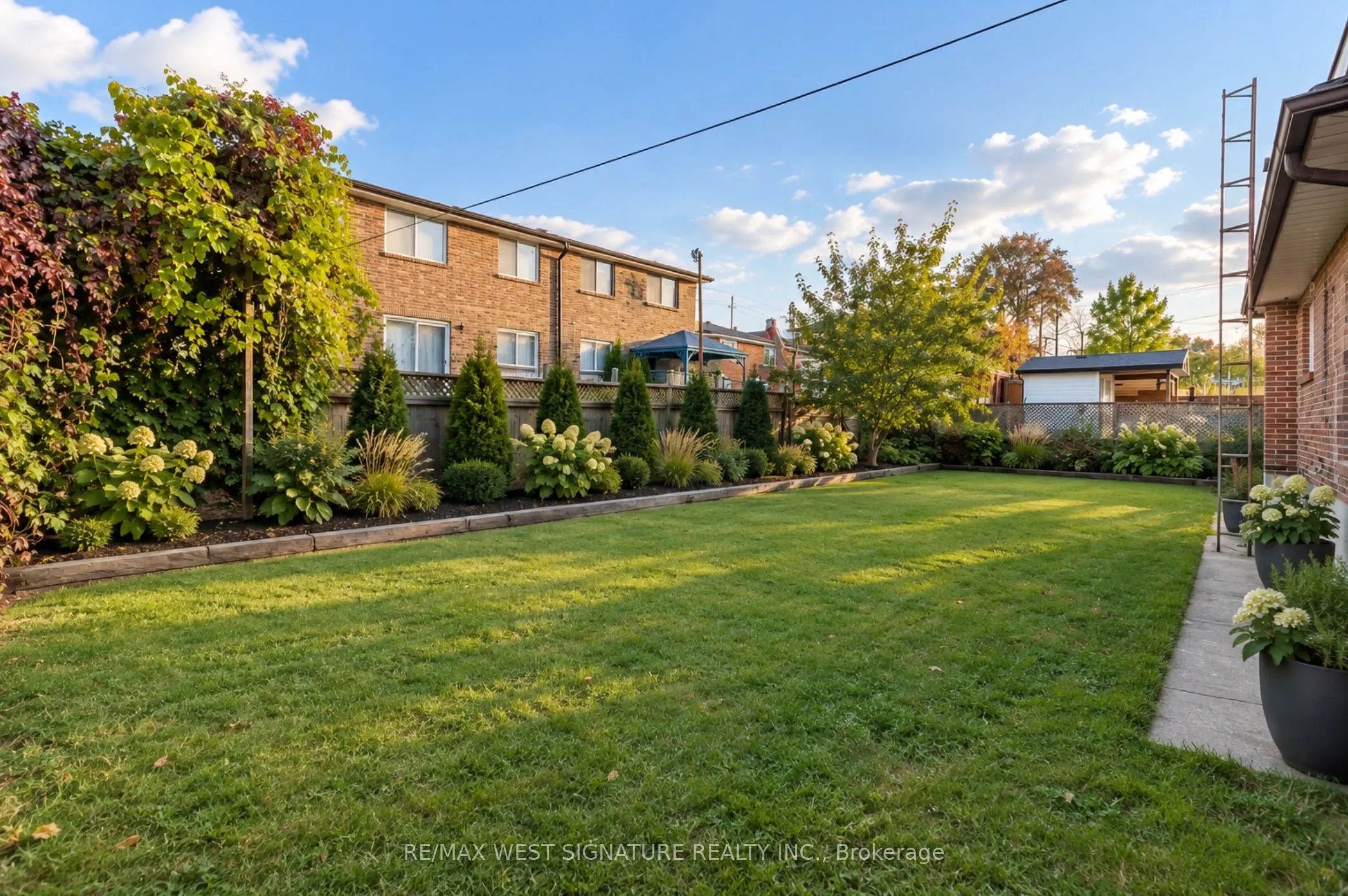 28 Bluehaven Crescent