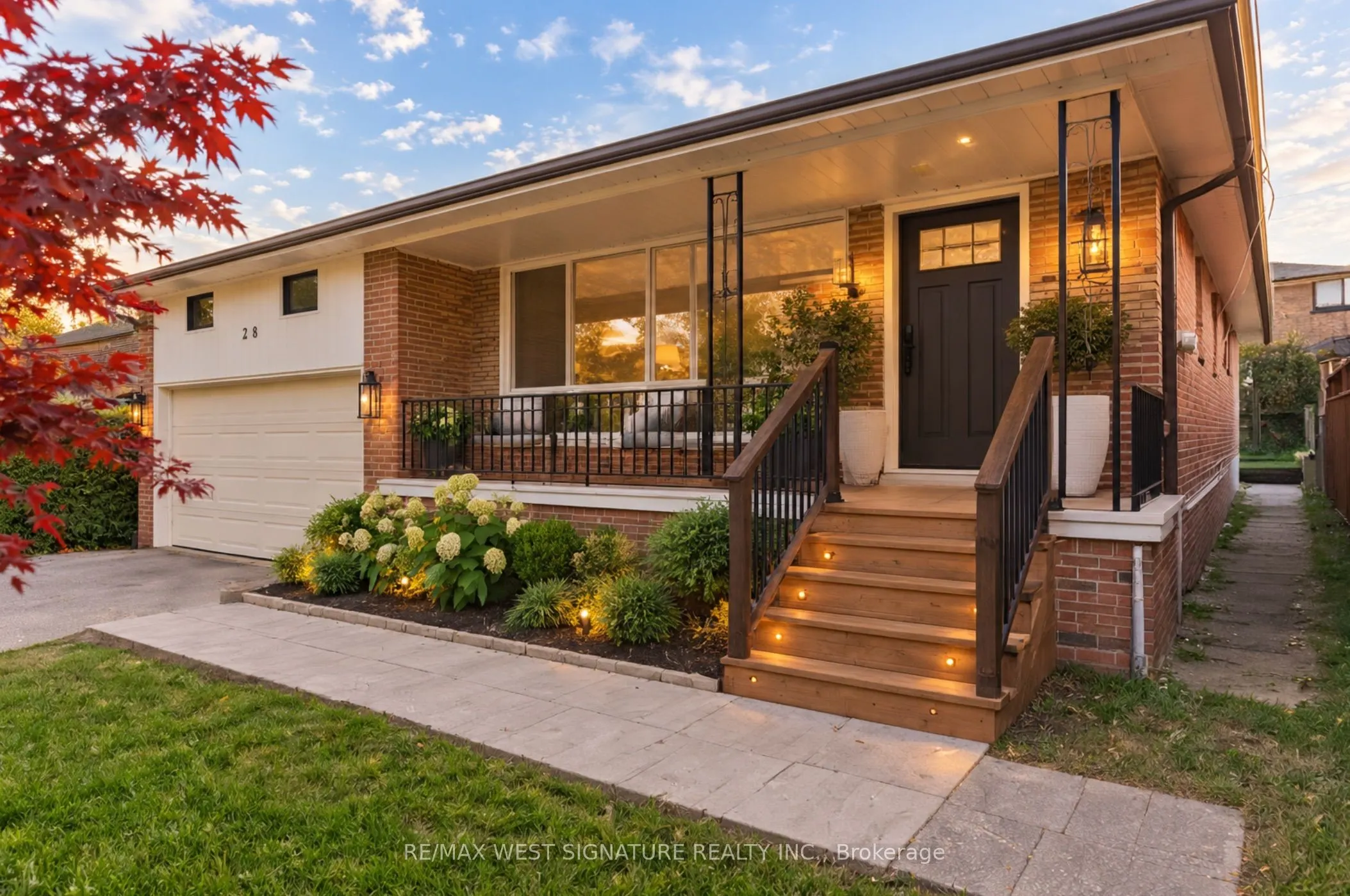 28 Bluehaven Crescent