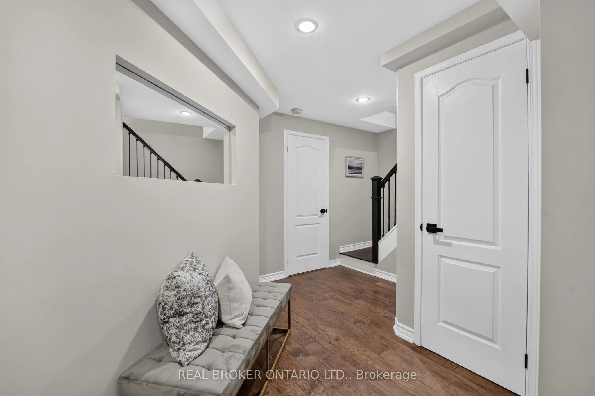 2243 Woodcrest Drive