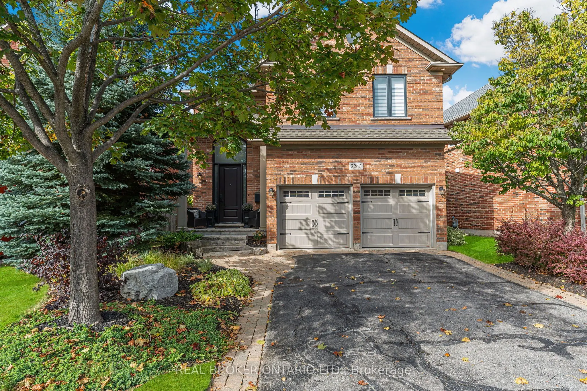 2243 Woodcrest Drive