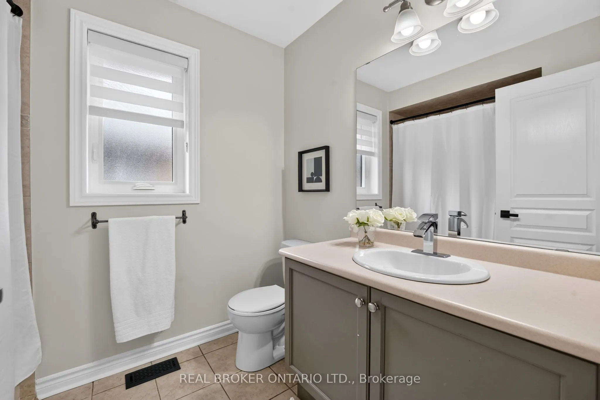 2243 Woodcrest Drive