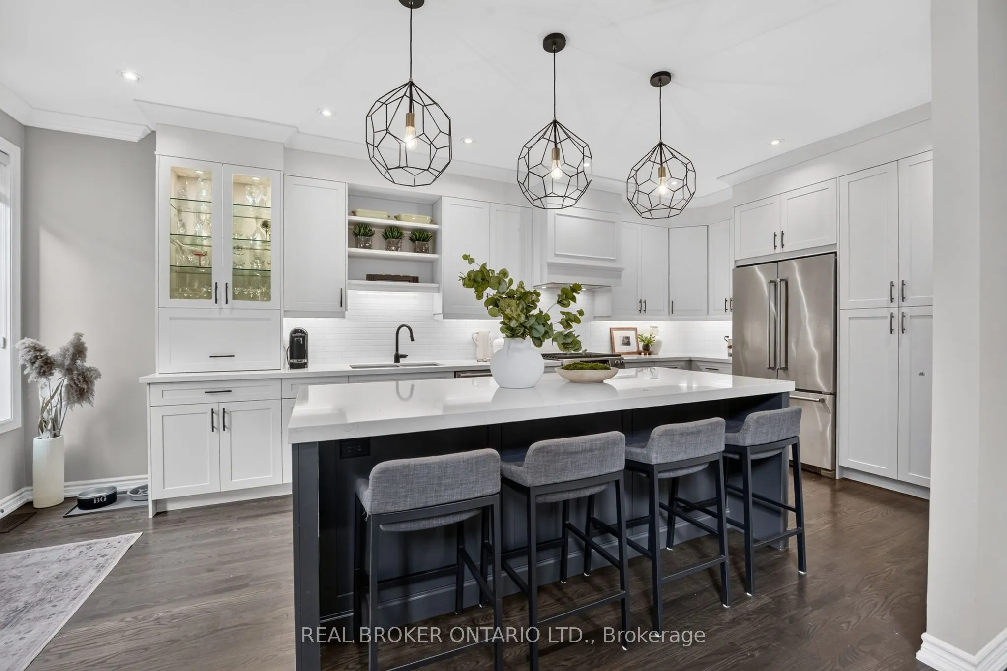 2243 Woodcrest Drive