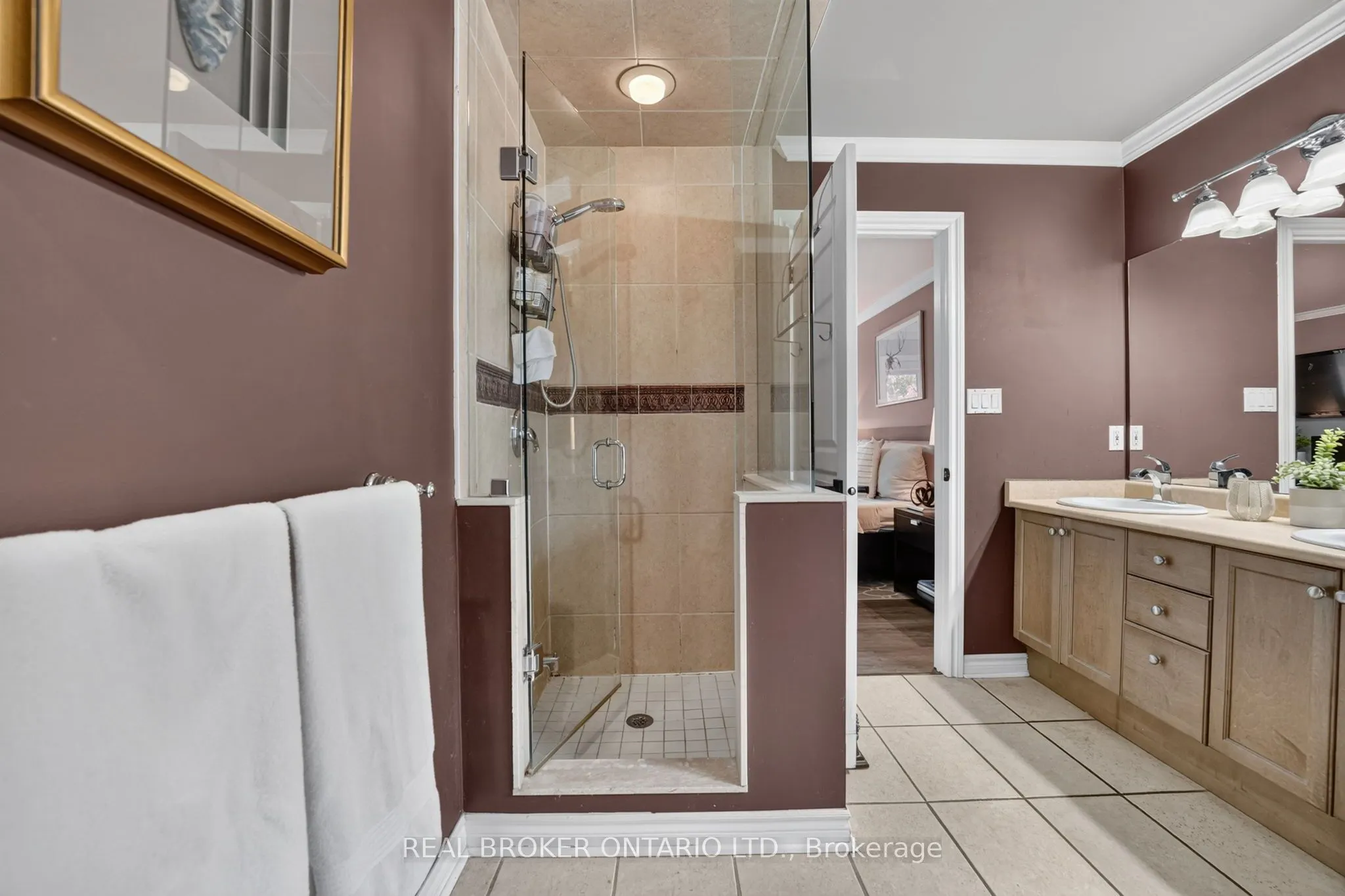 2243 Woodcrest Drive