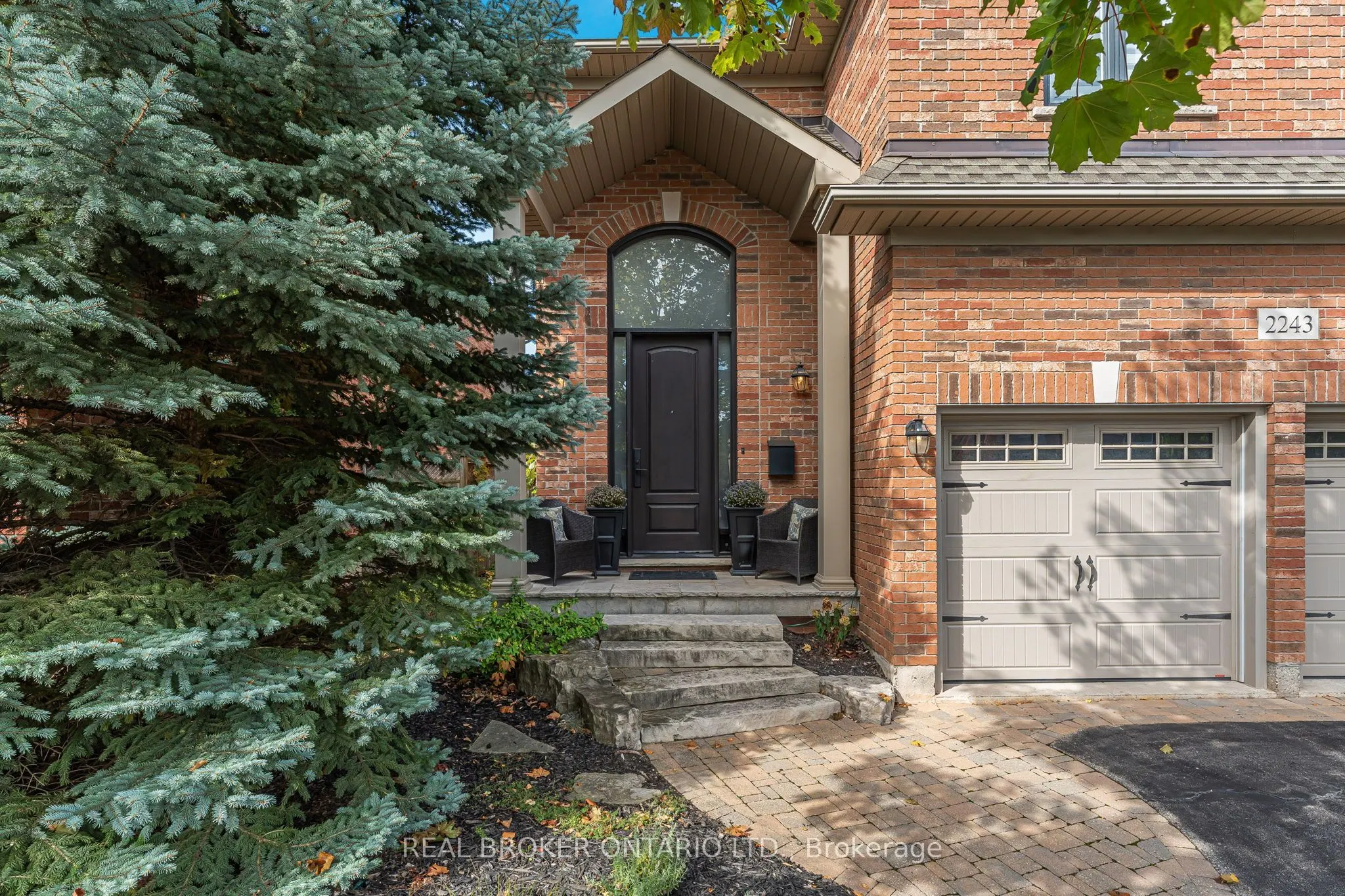 2243 Woodcrest Drive