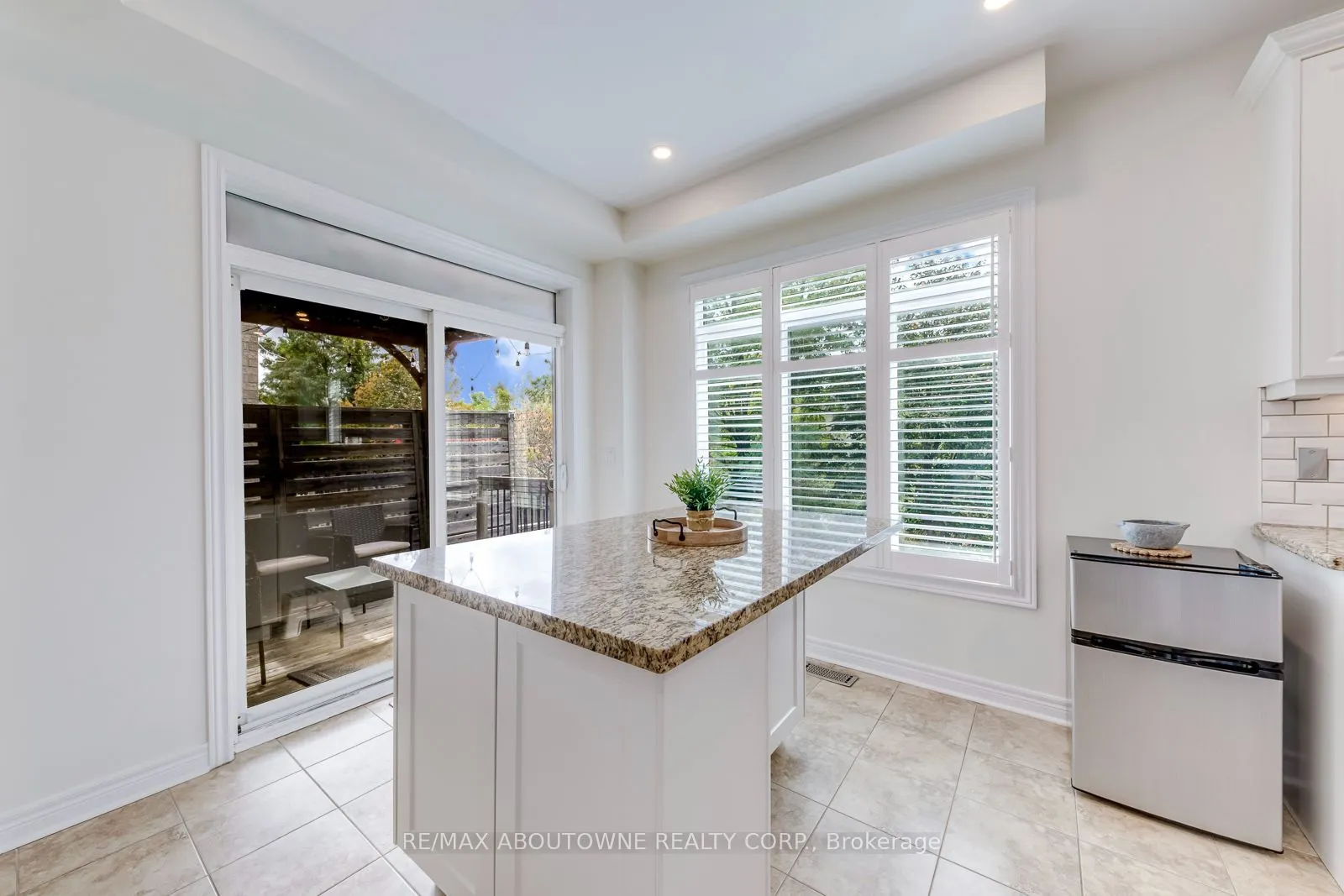 3234 Sharp Road