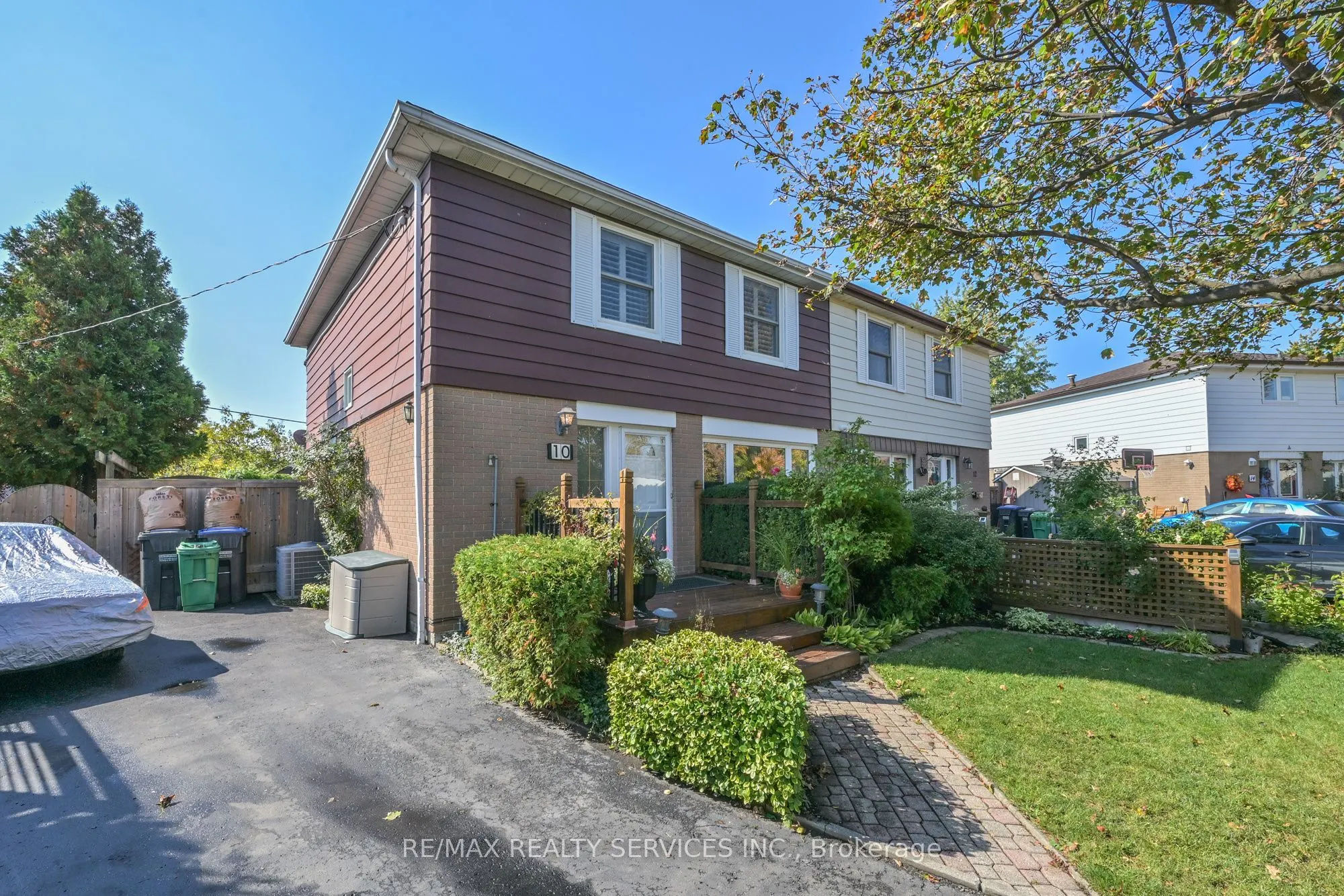 10 Danesbury Crescent