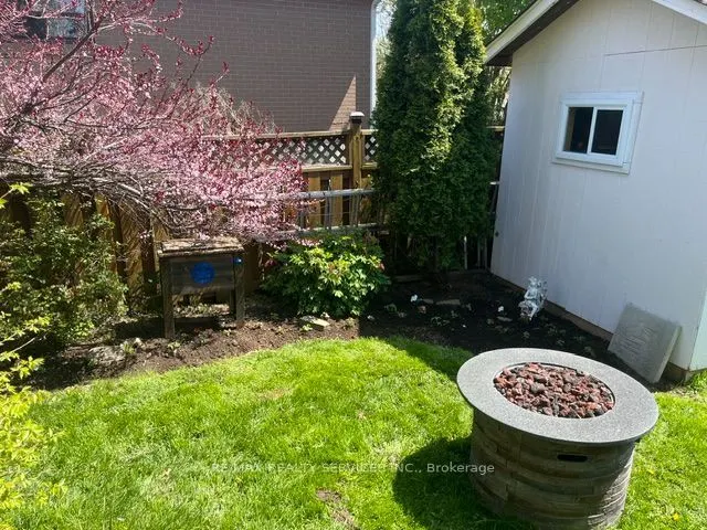 10 Danesbury Crescent