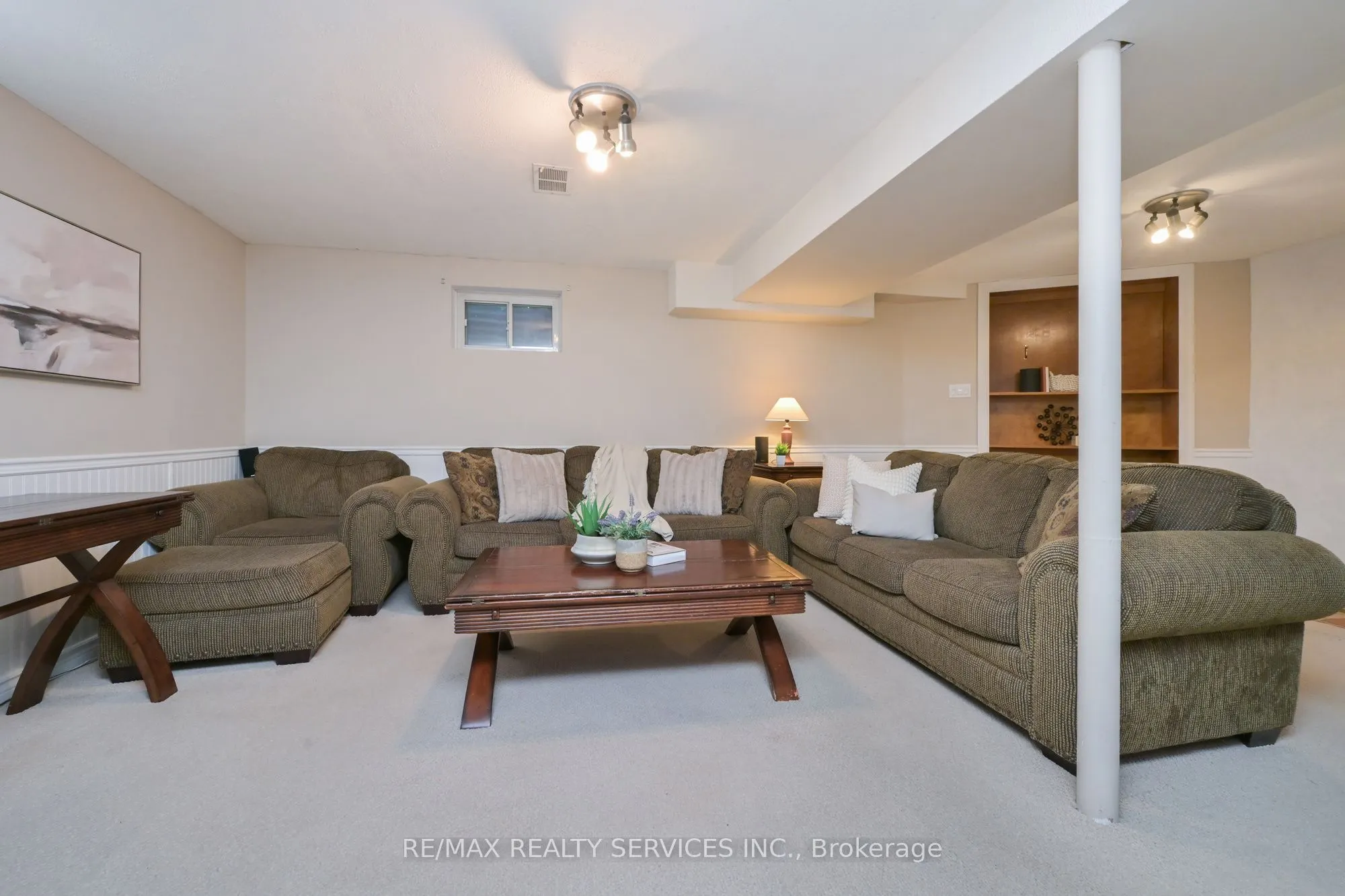 10 Danesbury Crescent