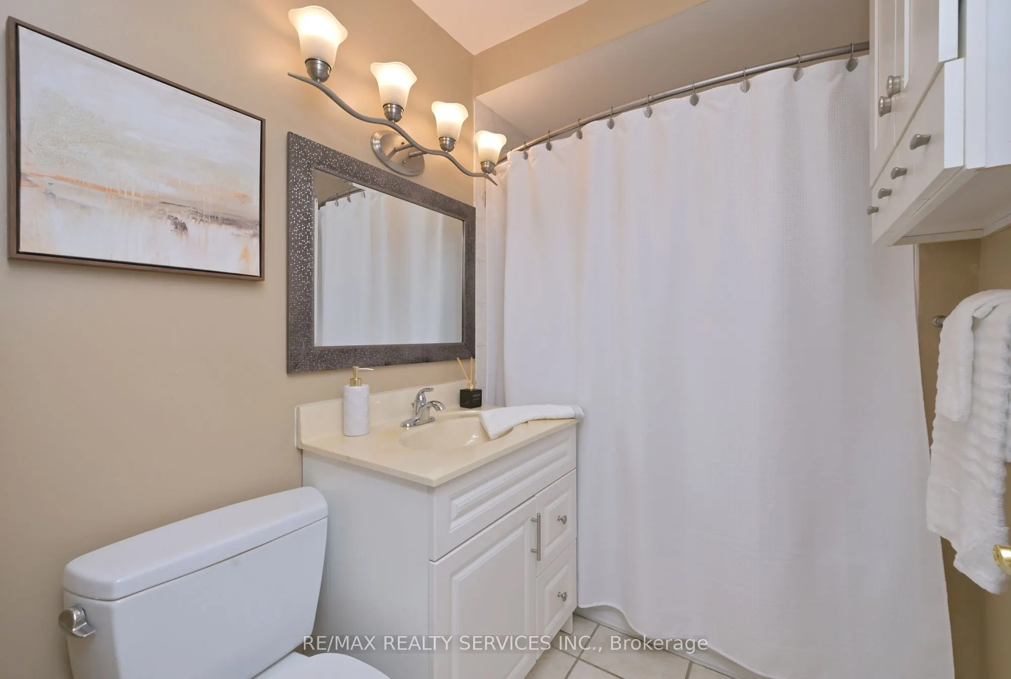 10 Danesbury Crescent