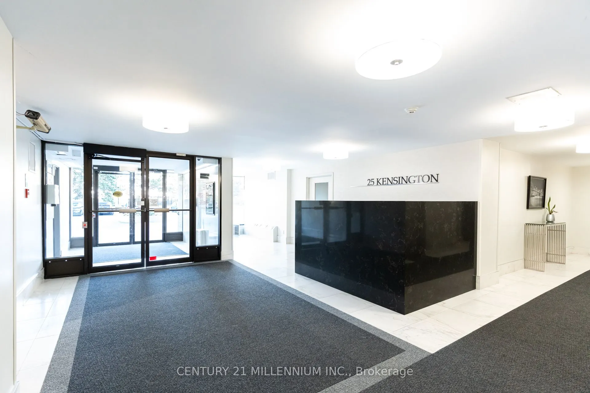 25 Kensington Road #1905