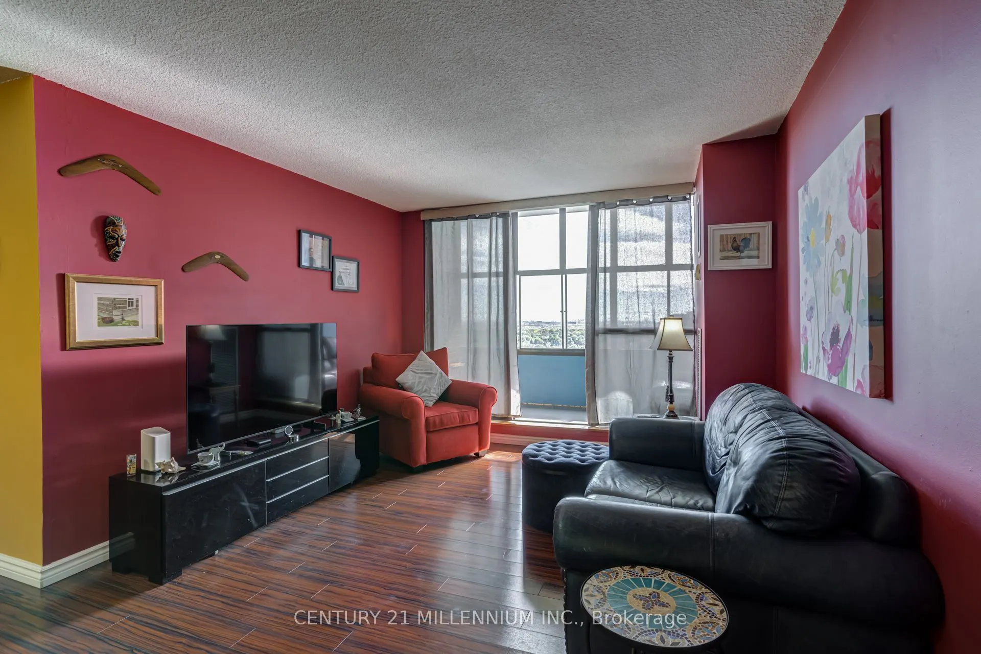 25 Kensington Road #1905