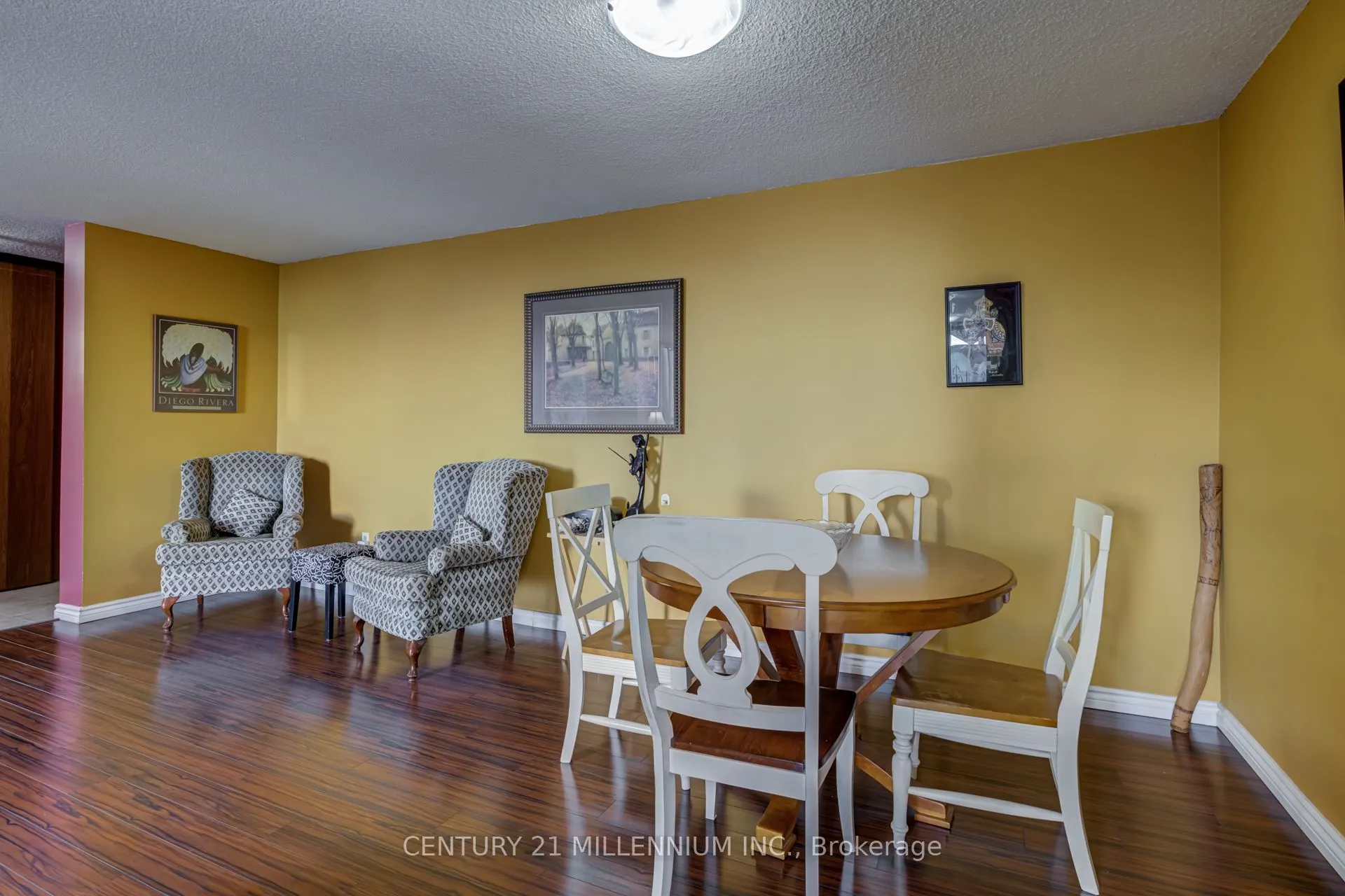 25 Kensington Road #1905