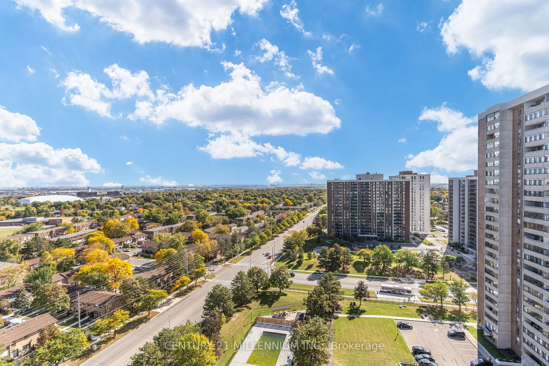 25 Kensington Road #1905