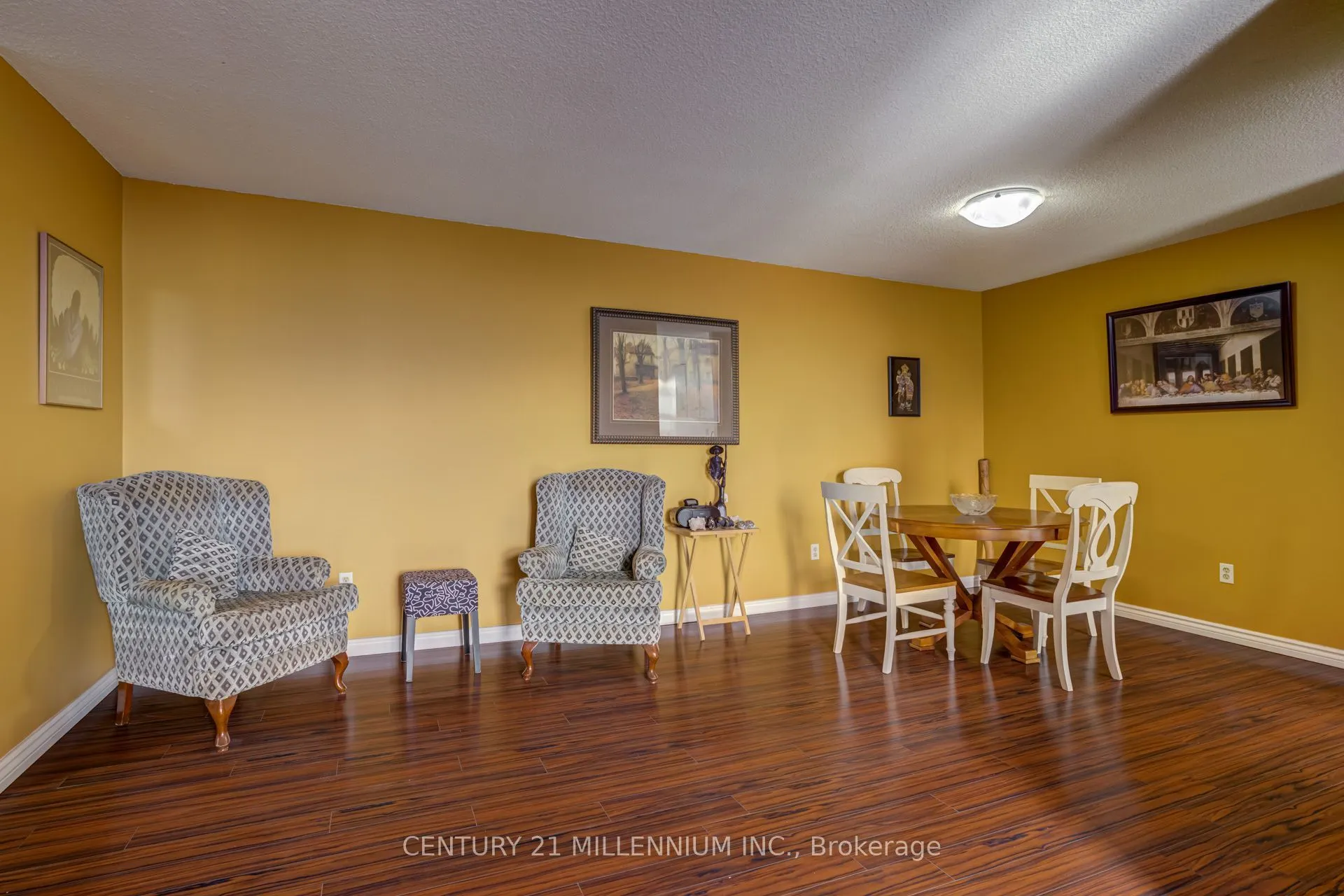 25 Kensington Road #1905