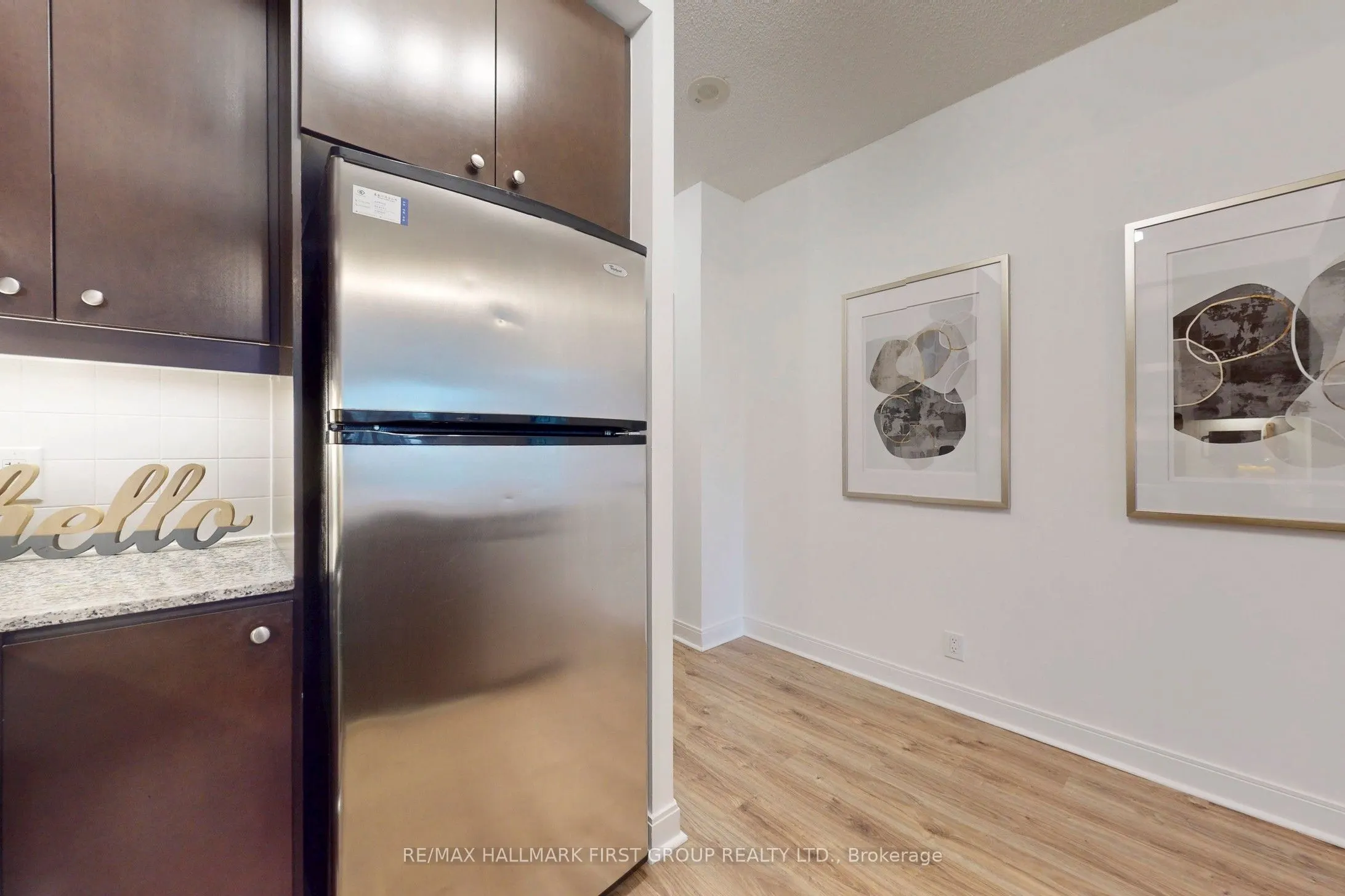 50 Absolute Avenue #603