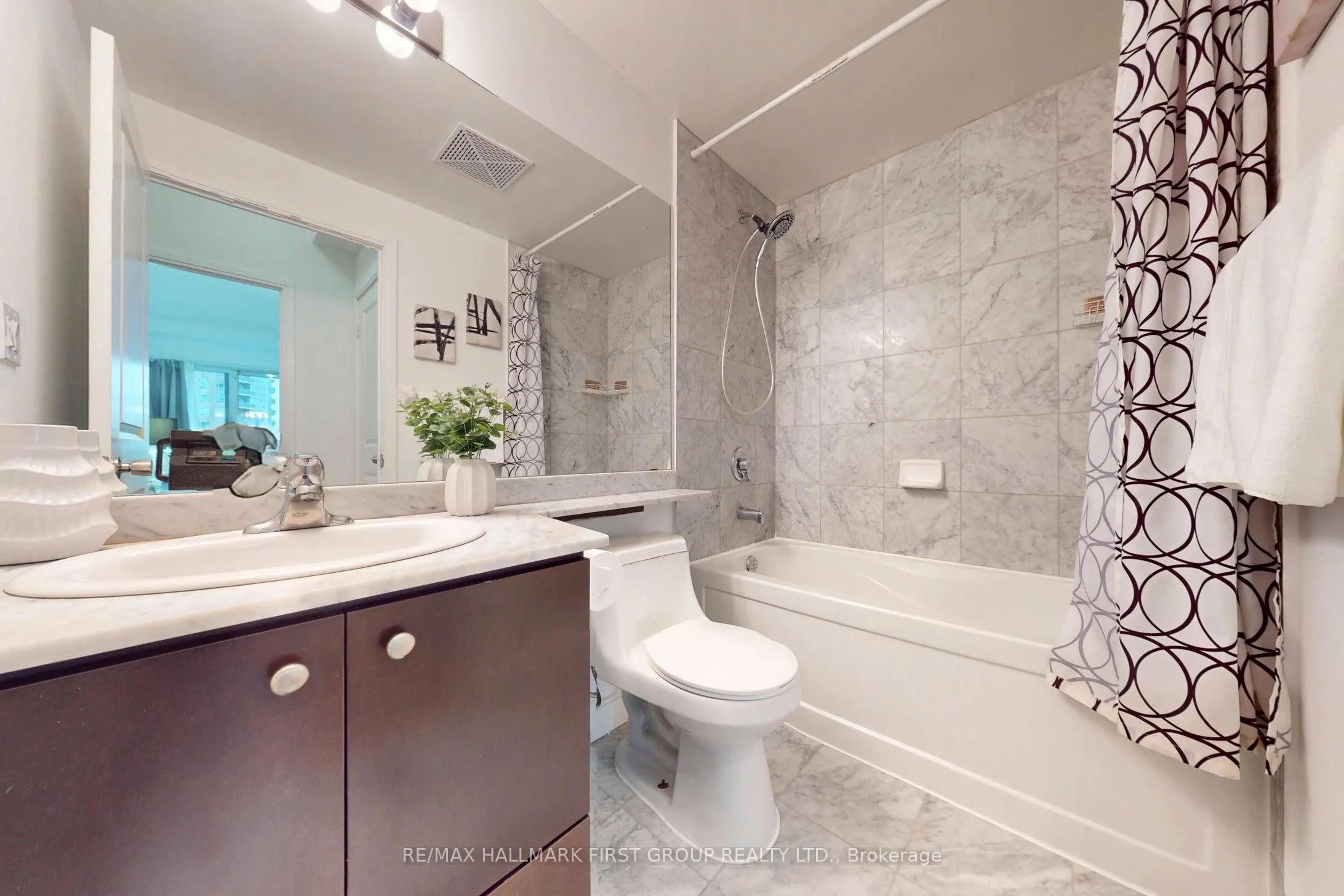 50 Absolute Avenue #603