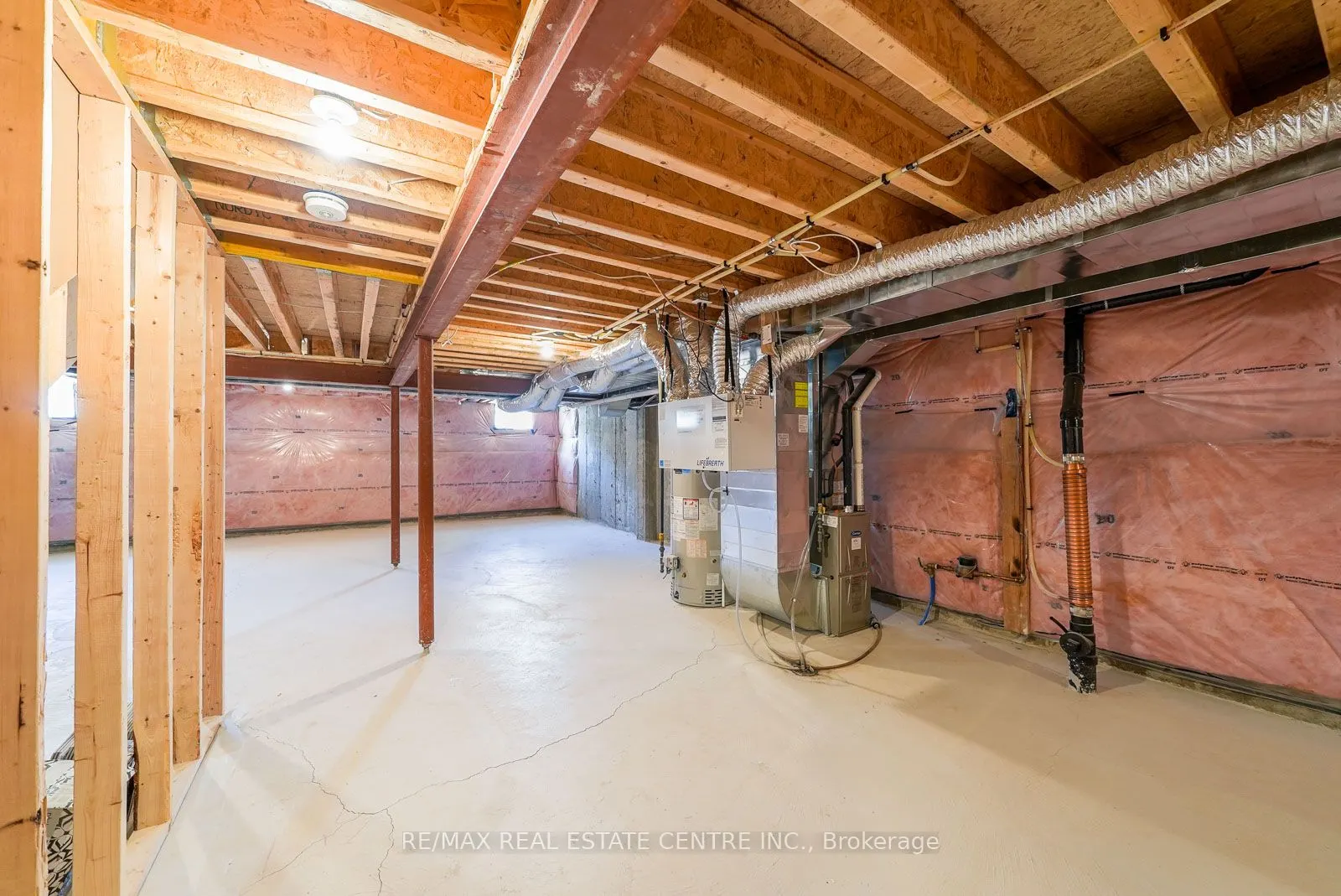 11 Overlea Drive #11