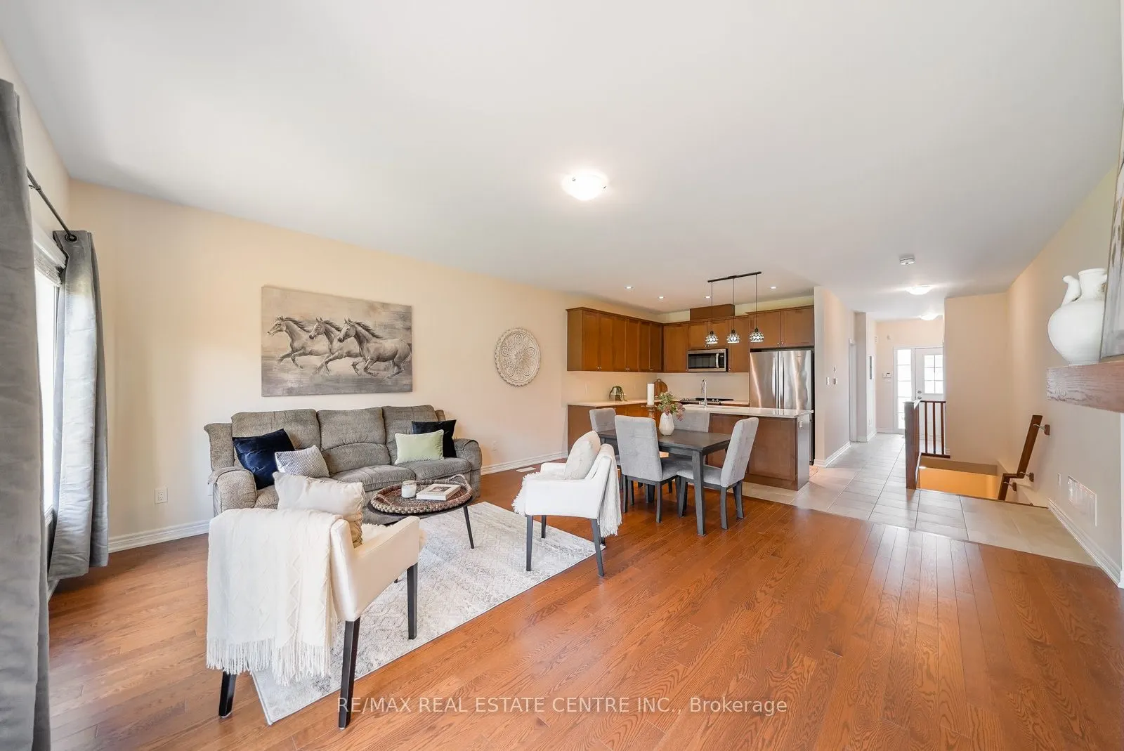 11 Overlea Drive #11