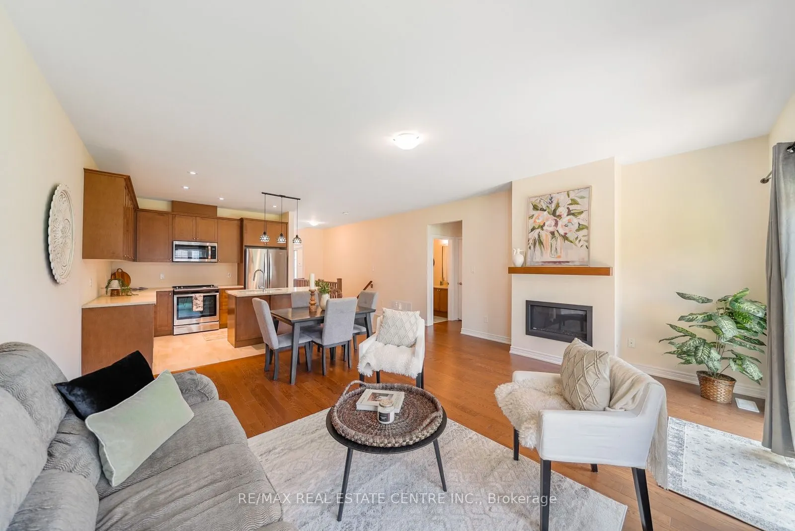 11 Overlea Drive #11