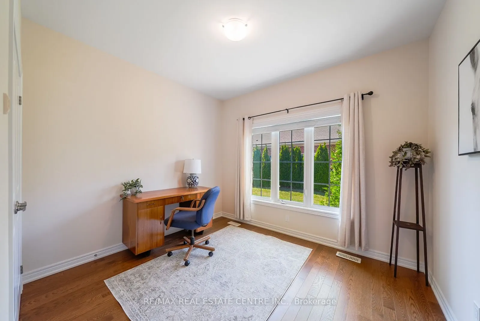 11 Overlea Drive #11