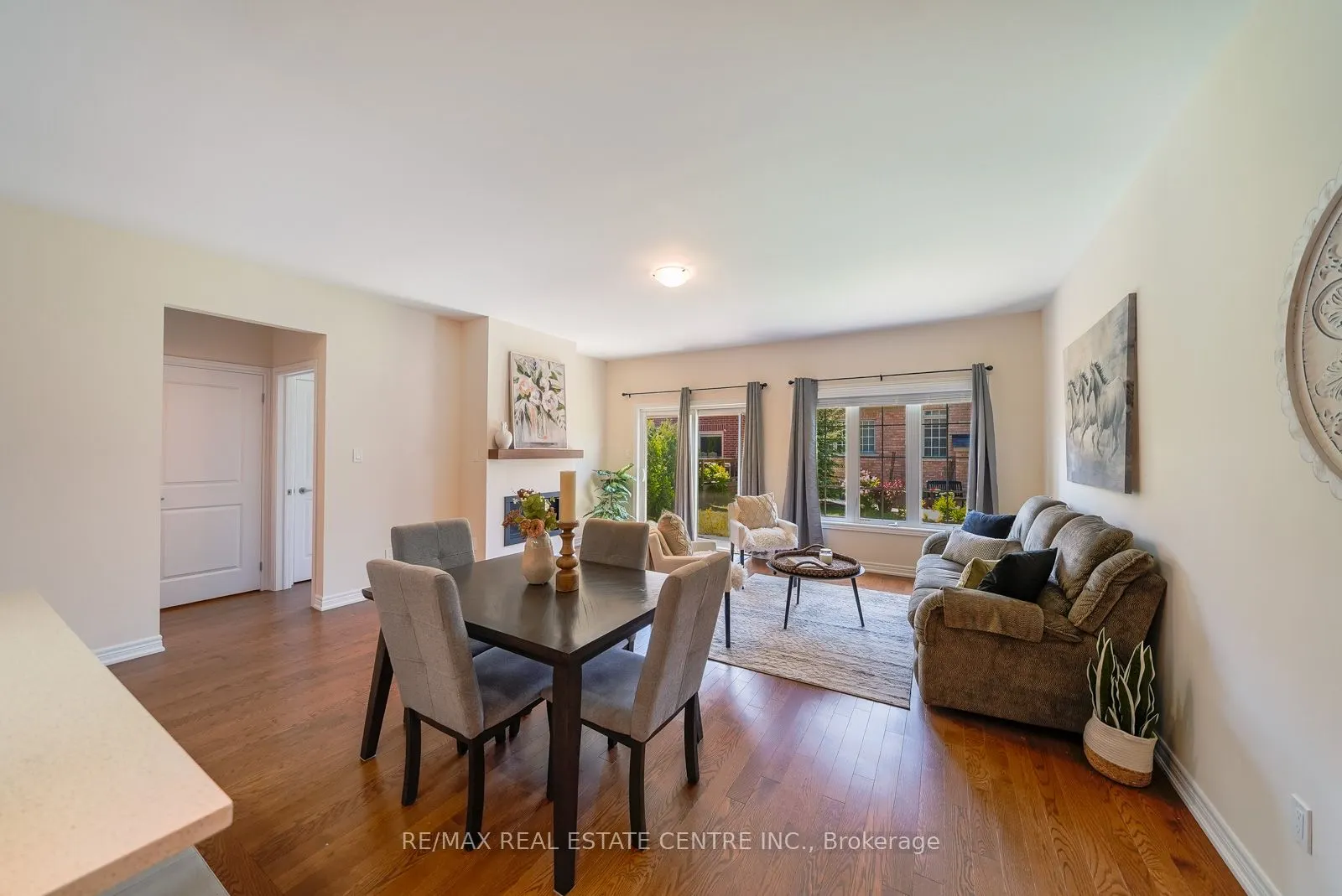 11 Overlea Drive #11