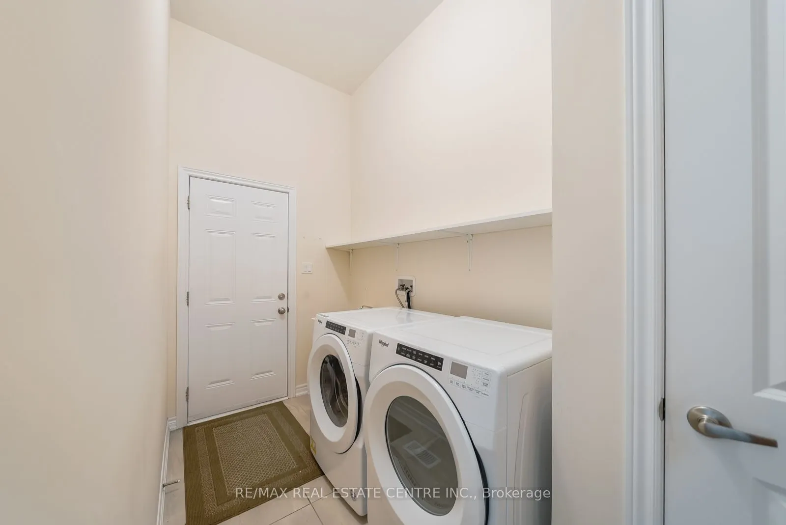 11 Overlea Drive #11