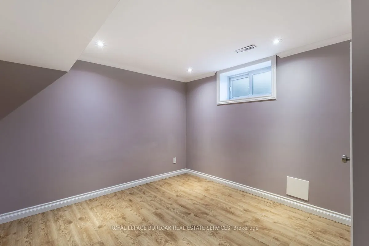 2142 Parkway Drive #Lower