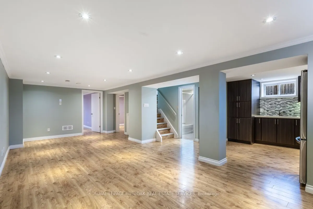 2142 Parkway Drive #Lower