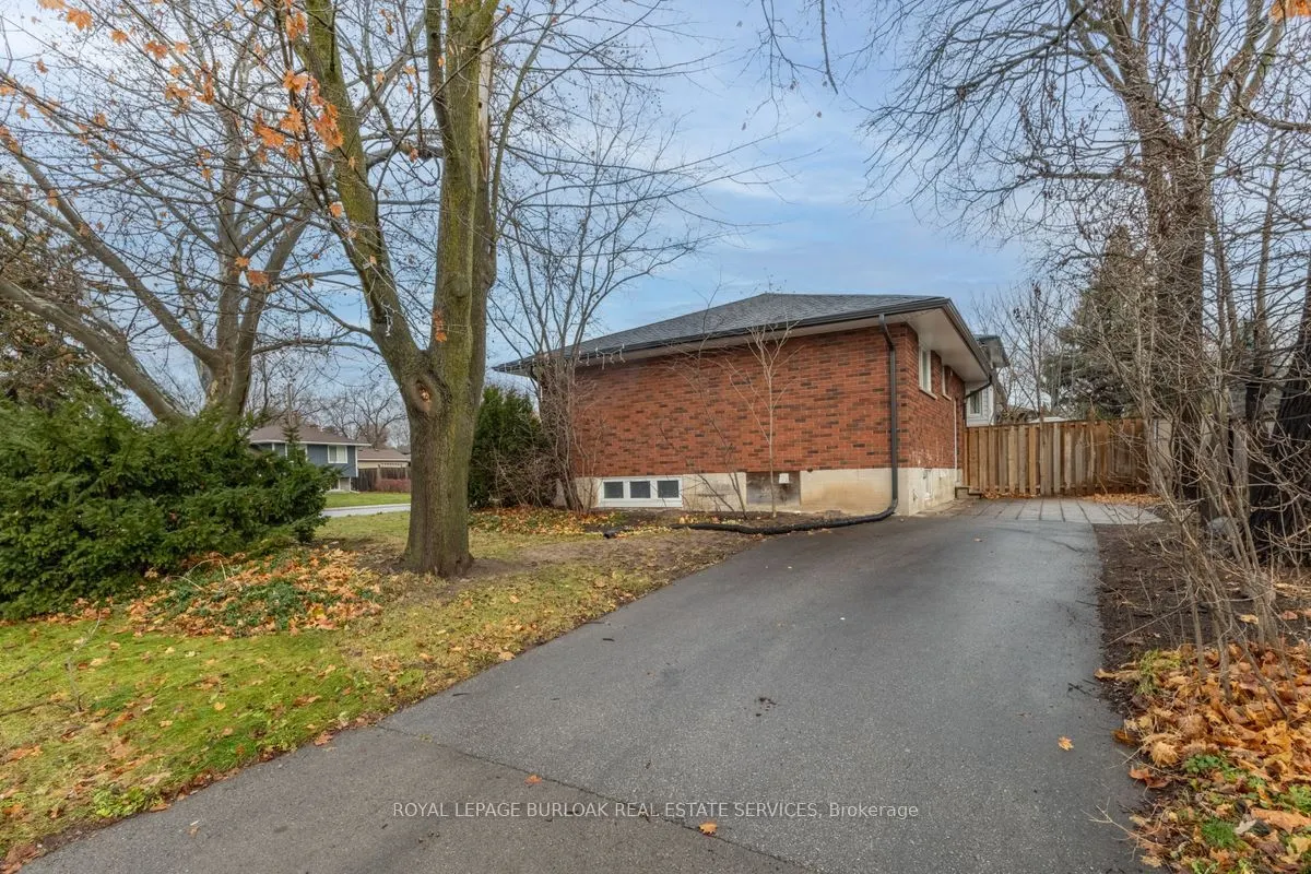 2142 Parkway Drive #Lower