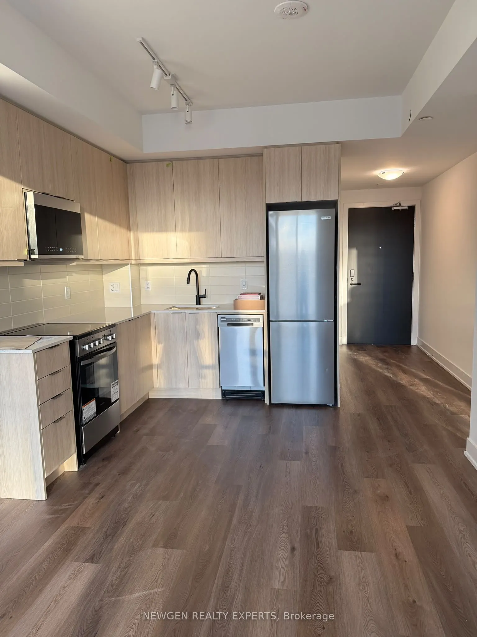 125 Nipissing Road #1407 B