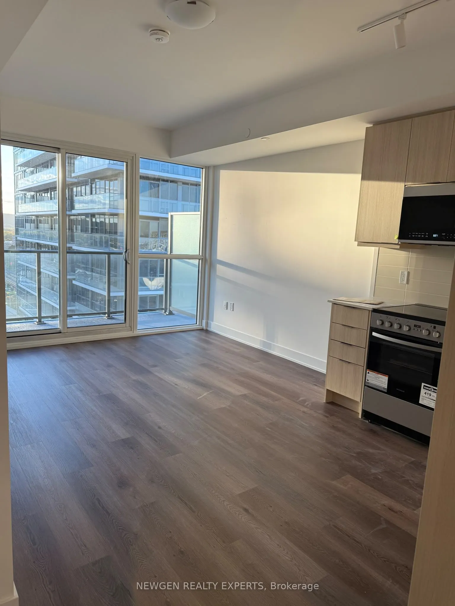 125 Nipissing Road #1407 B