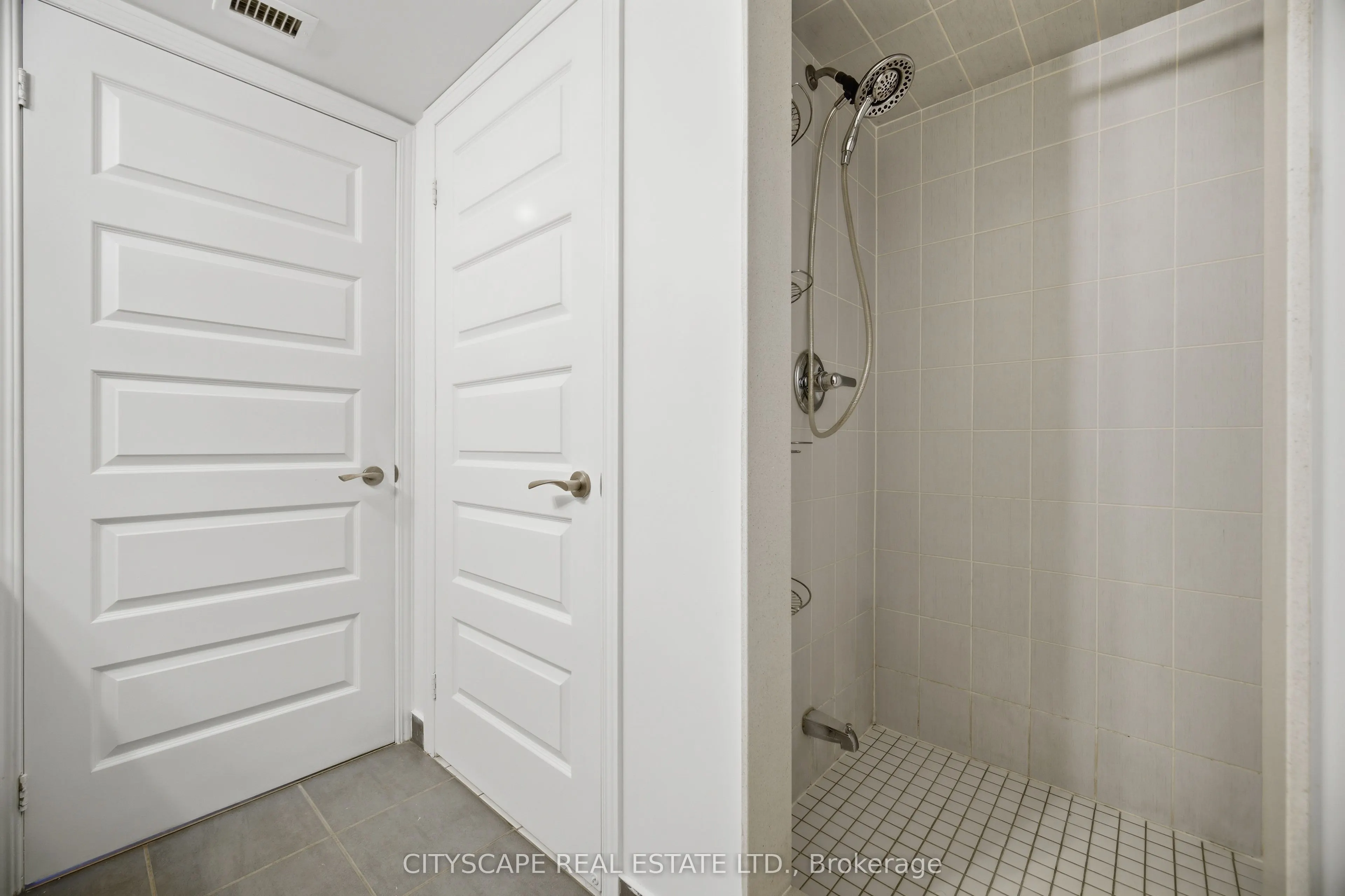 215 Queen Street E #1601