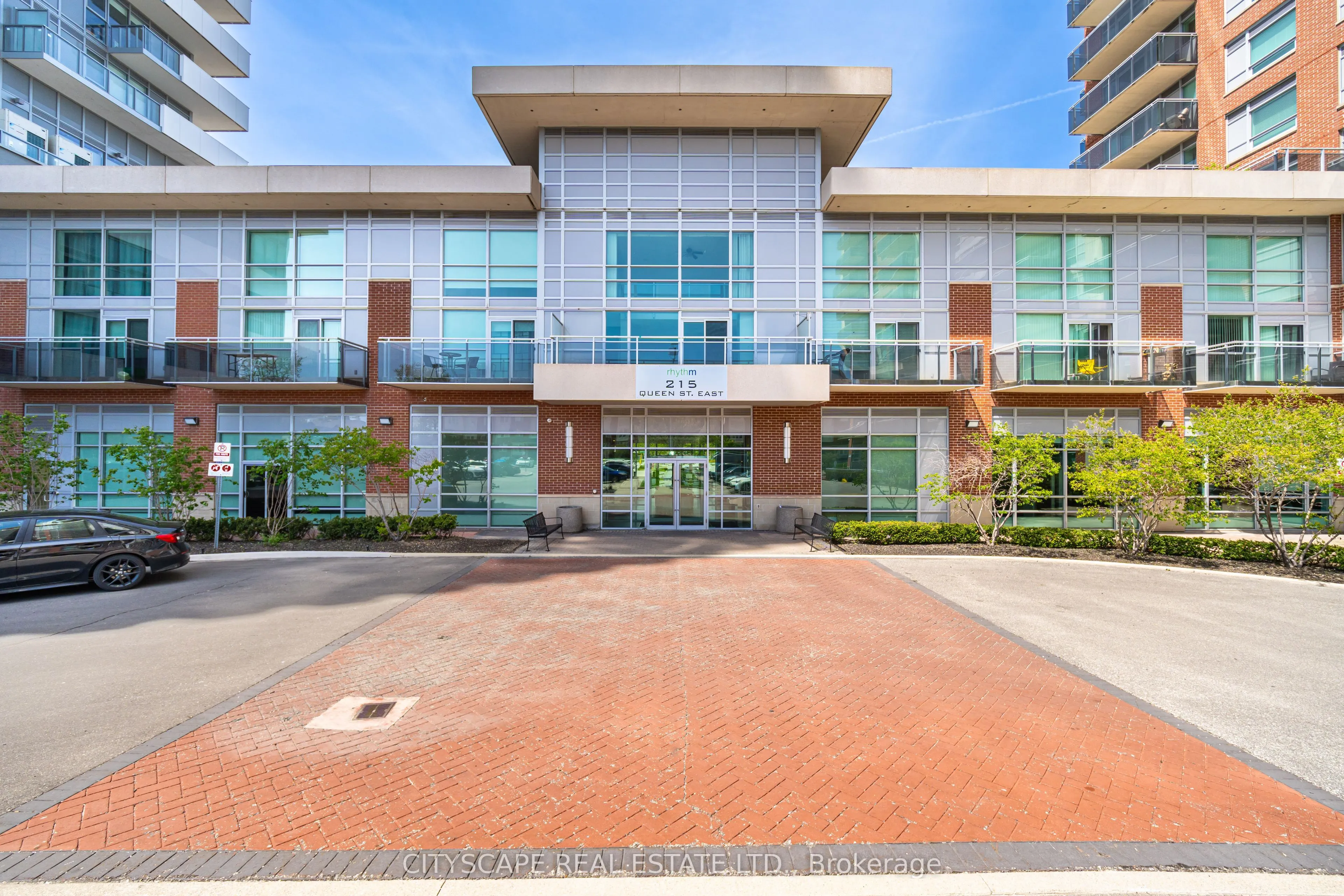 215 Queen Street E #1601