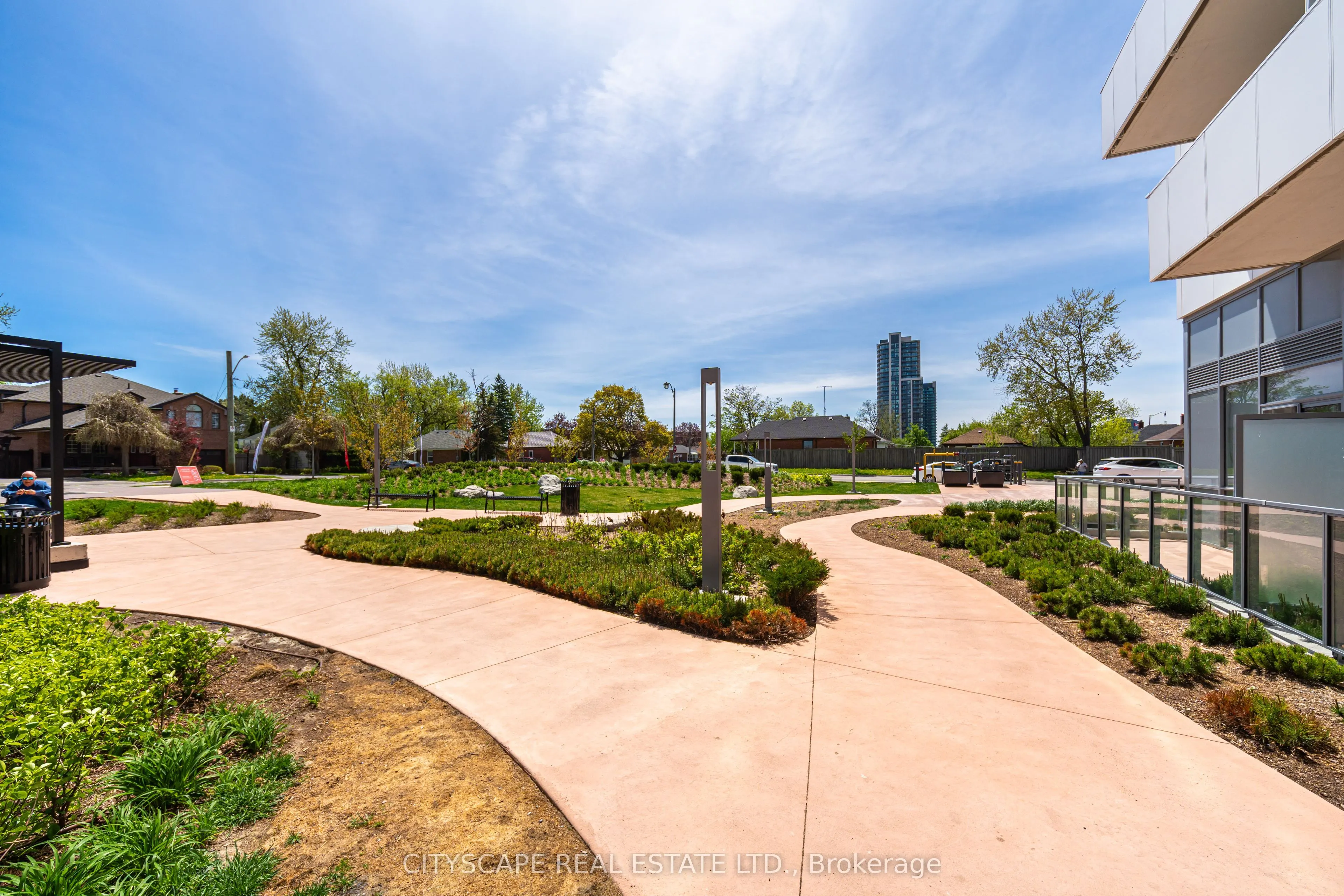 215 Queen Street E #1601