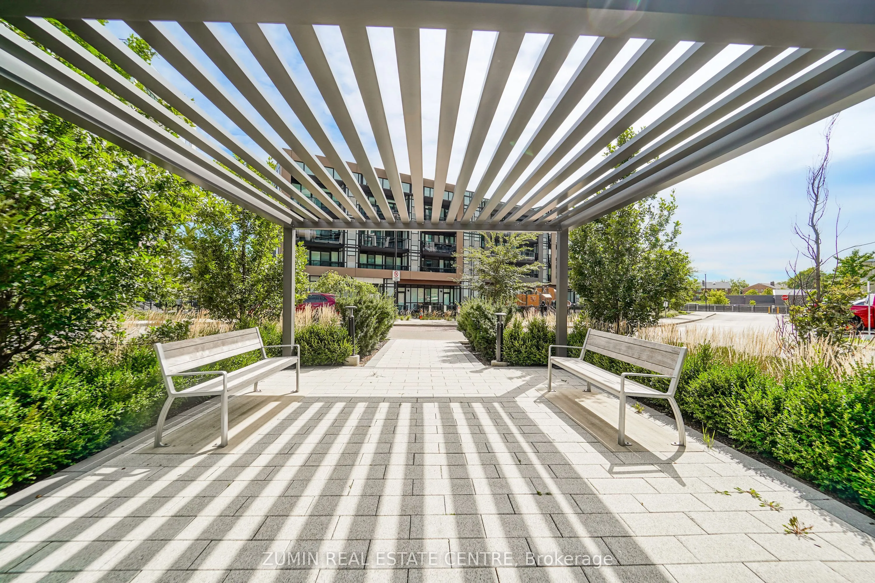 60 George Butchart Drive #416