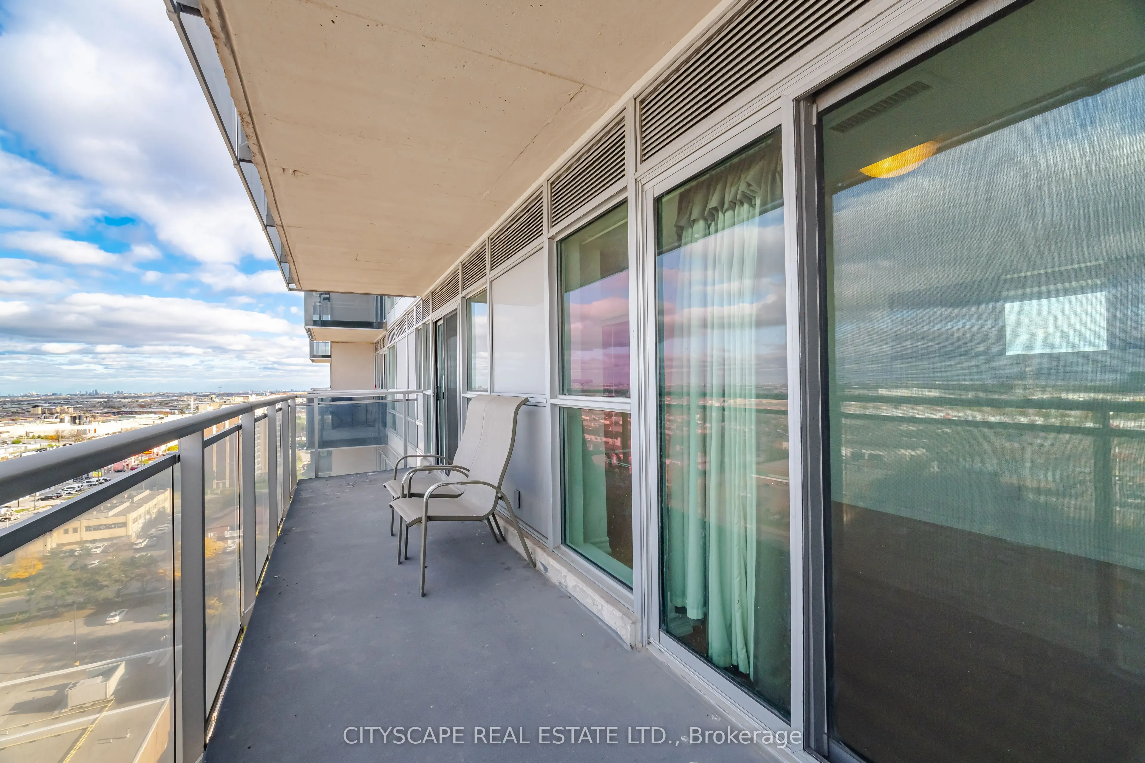 215 Queen Street E #1601