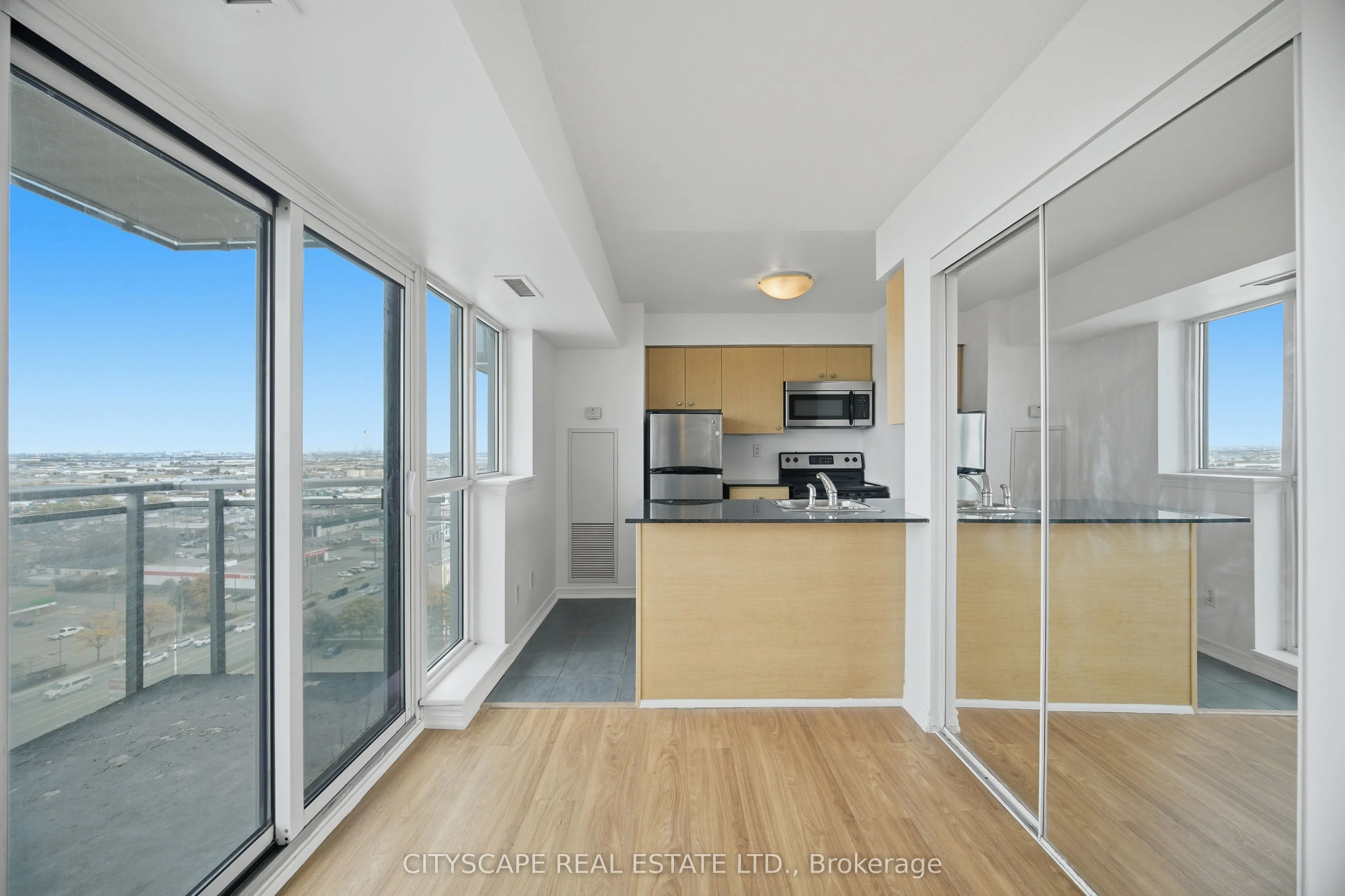 215 Queen Street E #1601