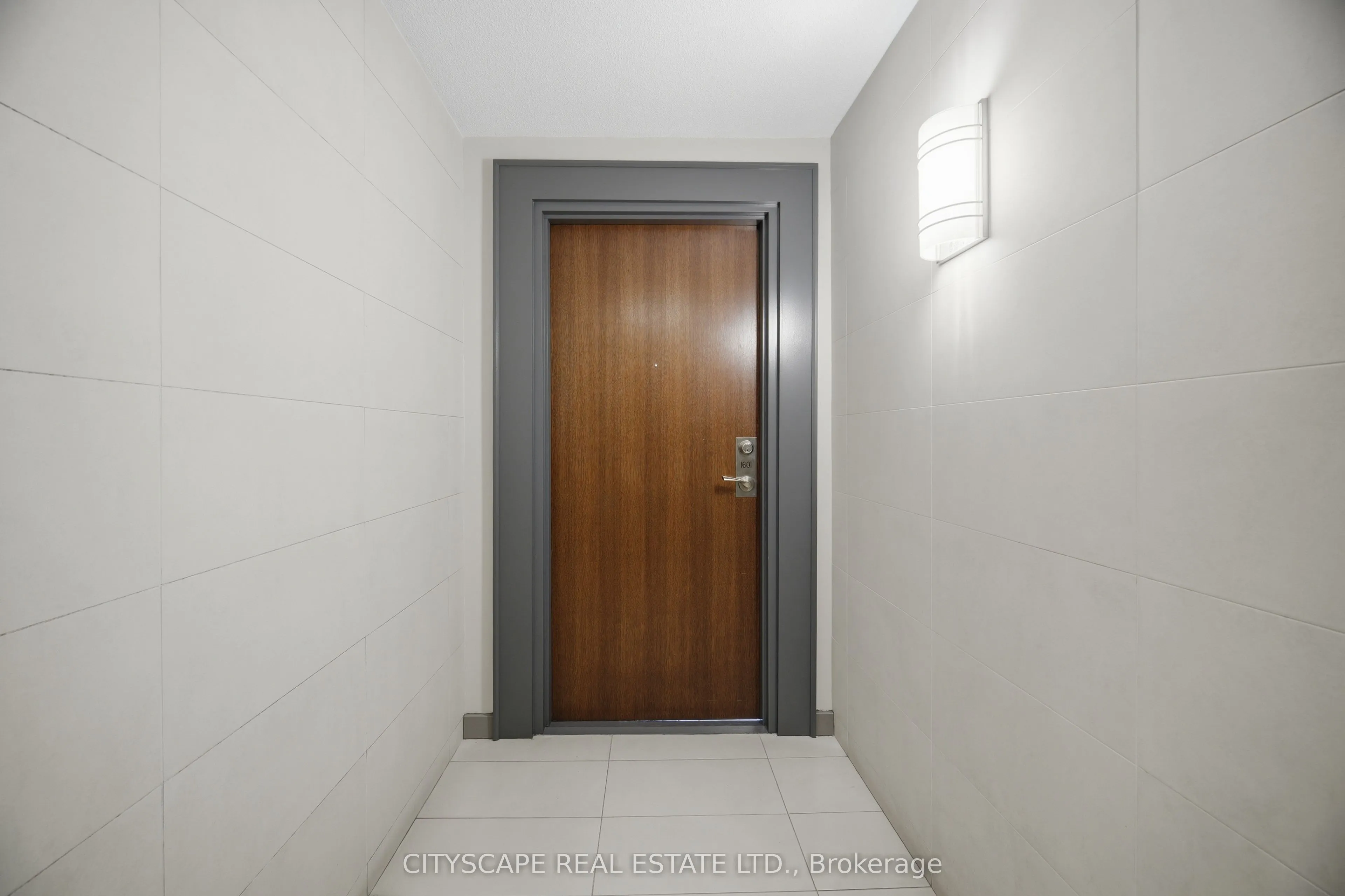215 Queen Street E #1601